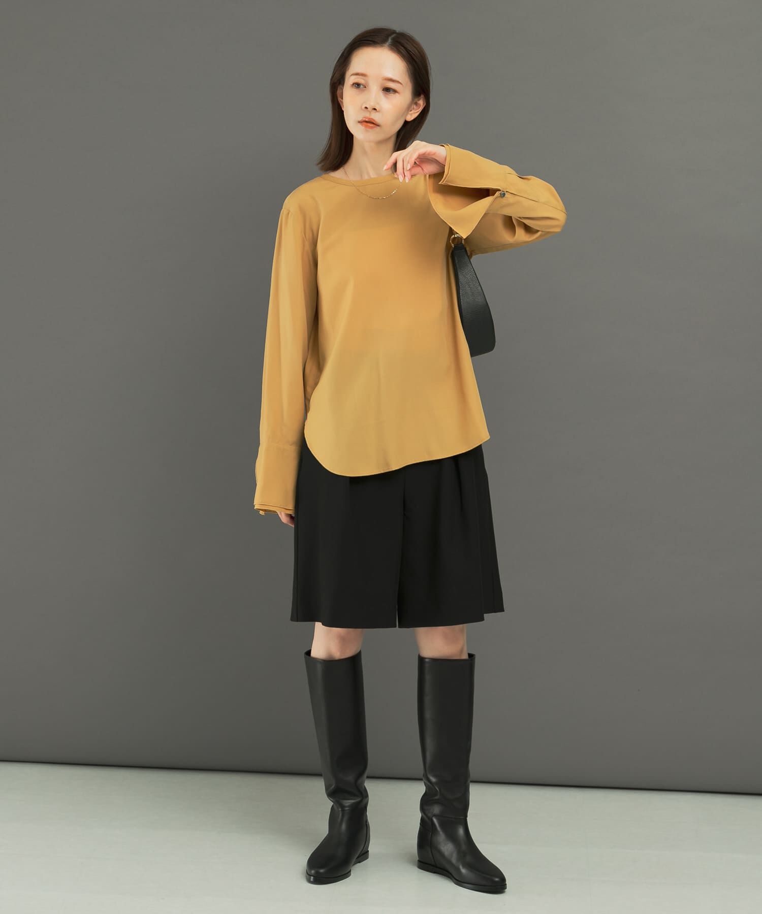 URBAN RESEARCH ROSSO「バックリボンダブルカフスブラウス」|シャツ・ブラウス|