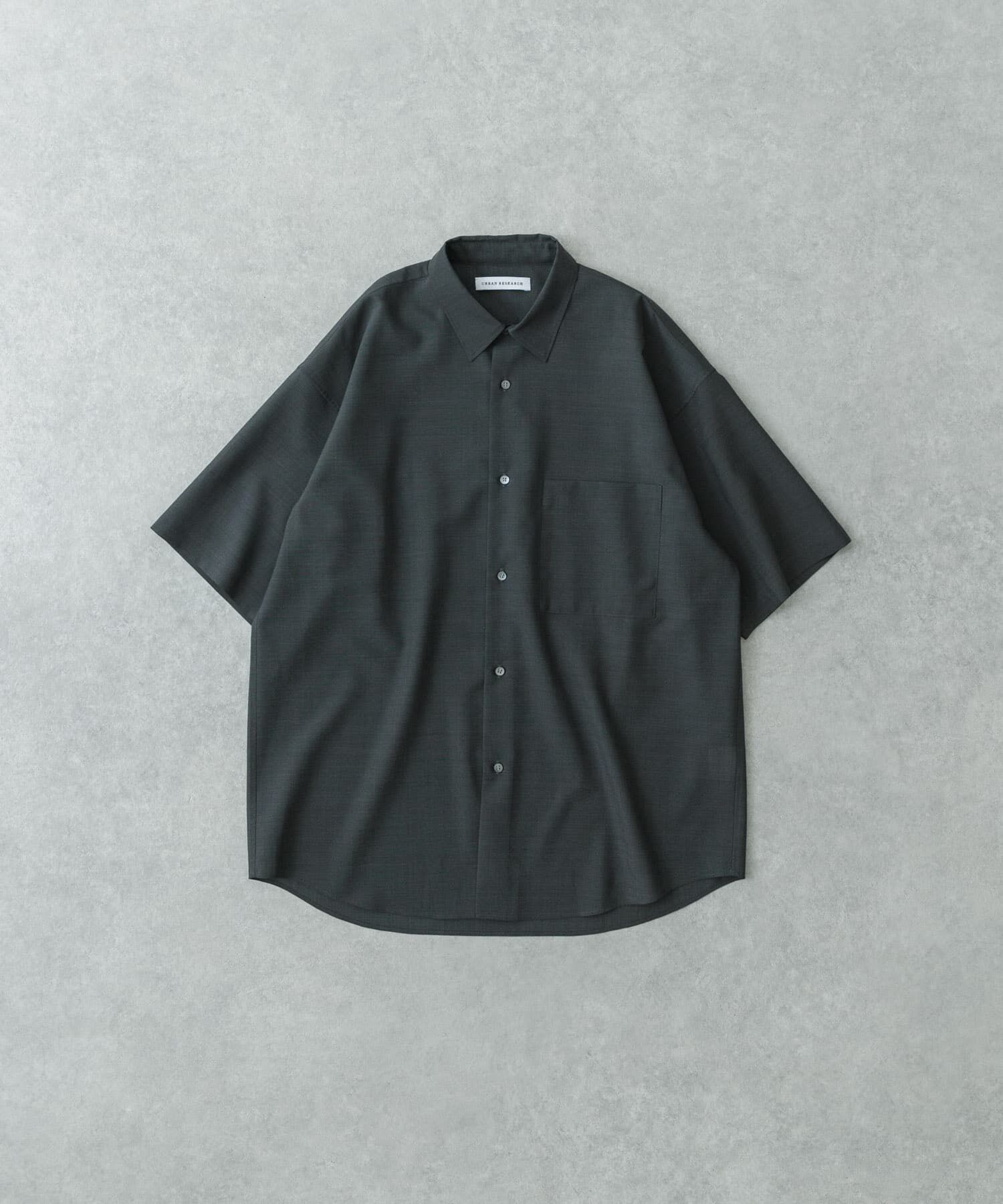 URBAN RESEARCH「ウォッシャブルウールサイロフィルショートスリーブシャツ」|シャツ・ブラウス|チャコールグレー