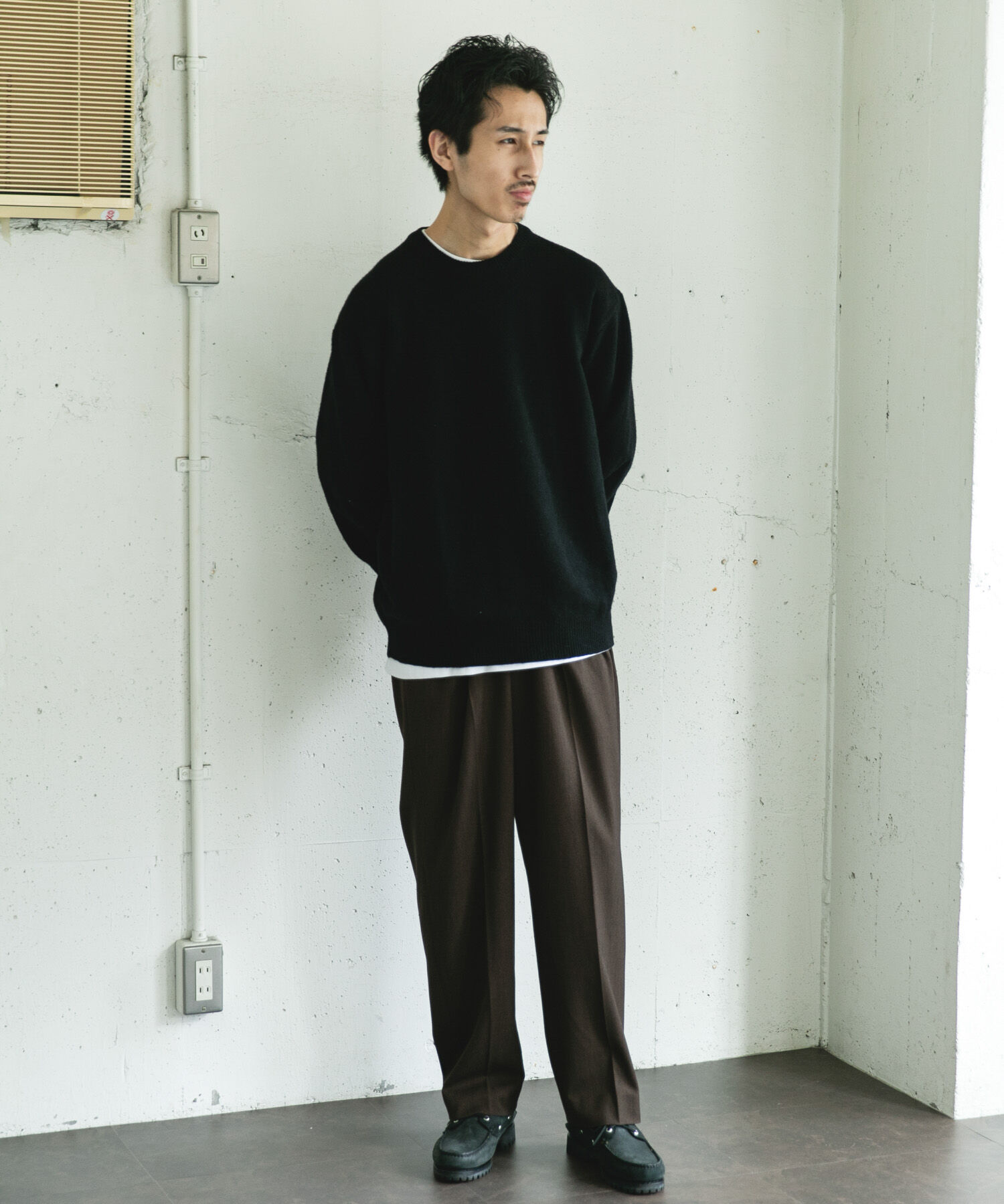 URBAN RESEARCH DOORS「ハミルトンウールクルーネックニット」|ニット・セーター|