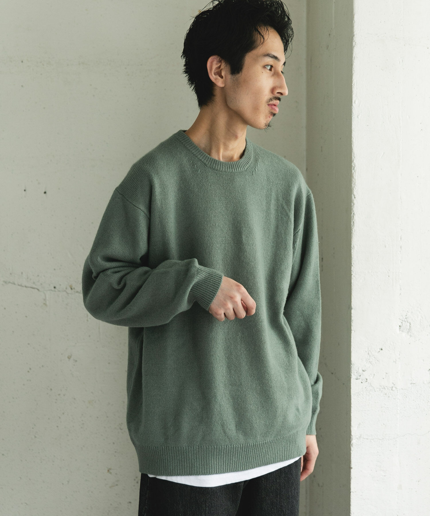 URBAN RESEARCH DOORS「ハミルトンウールクルーネックニット」|ニット・セーター|