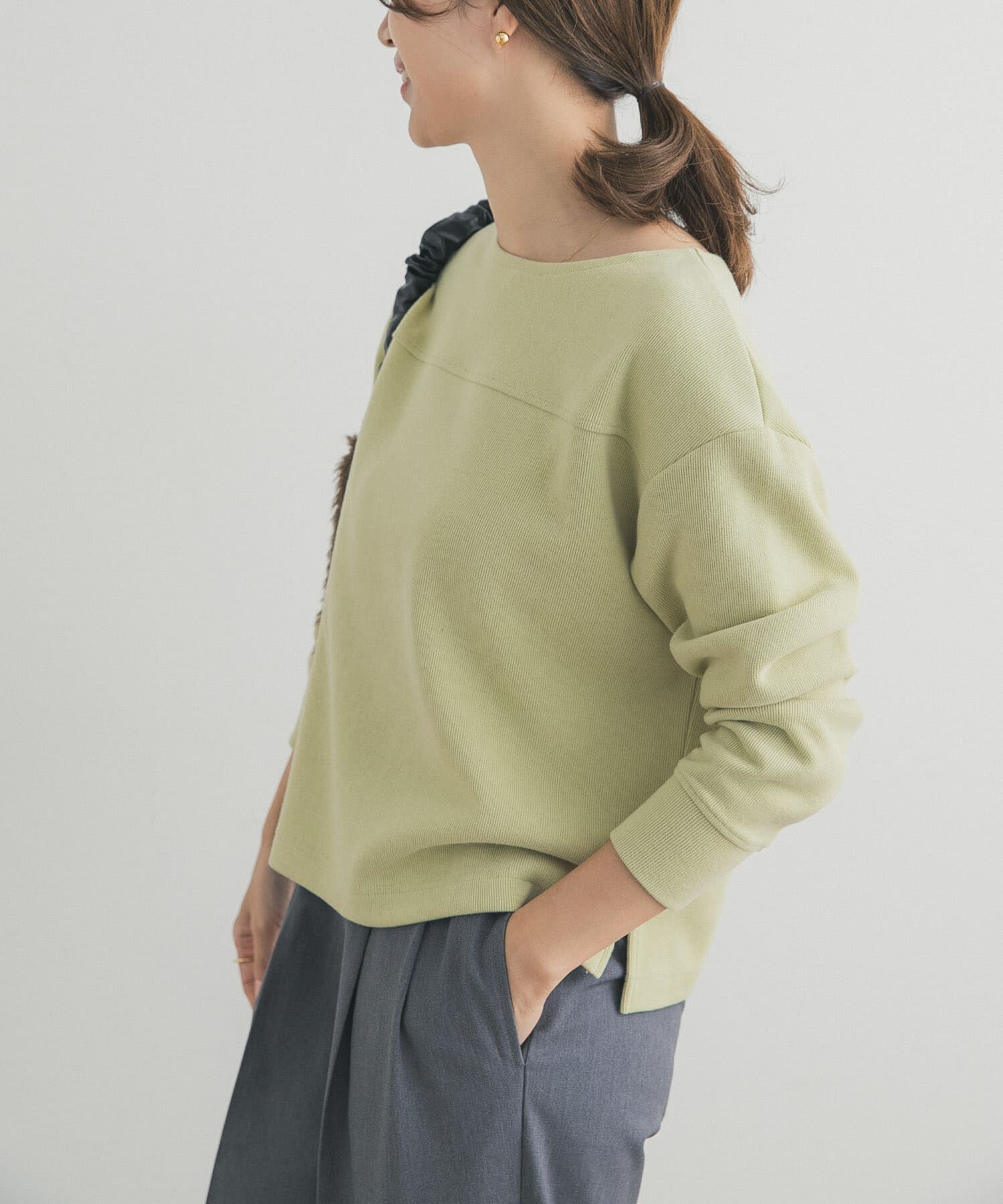 URBAN RESEARCH DOORS「『UR TECH』ボートネックプルオーバー」|Tシャツ・カットソー|