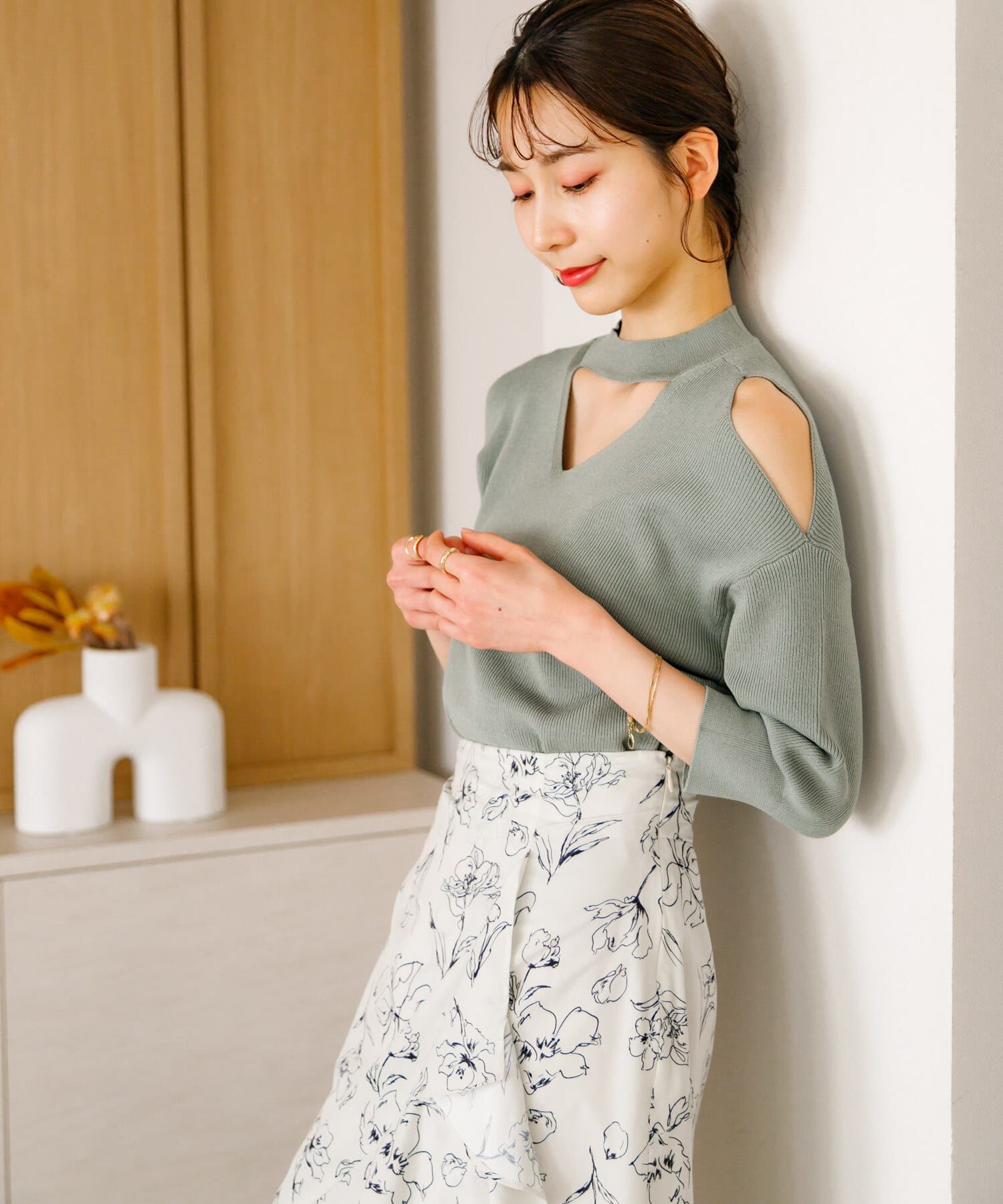 SENSE OF PLACE by URBAN RESEARCH「カットアウトハイネックセーター(5分袖)」|ニット・セーター|