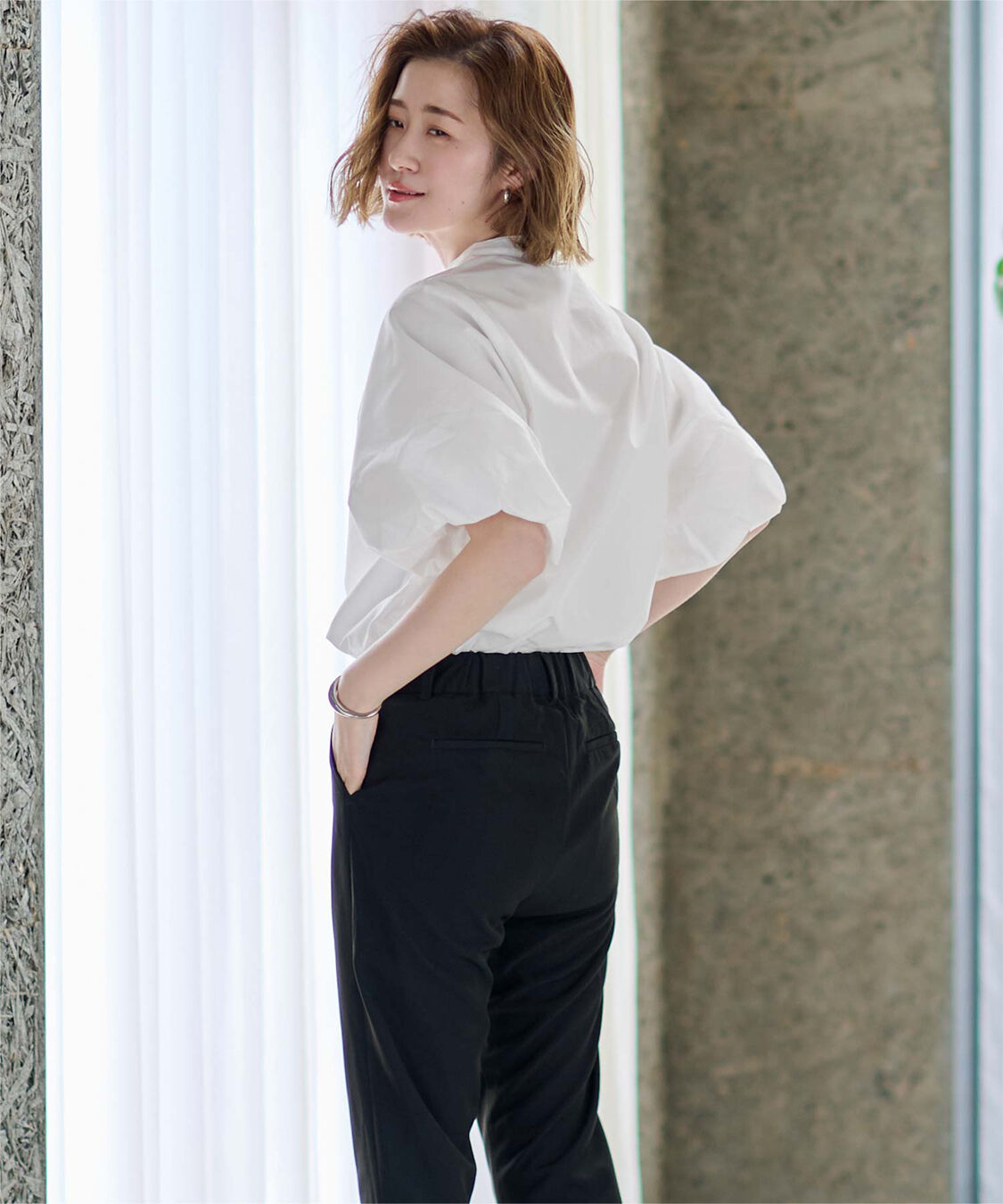 ur's「釦配色バルーンスリーブブラウス」|シャツ・ブラウス|