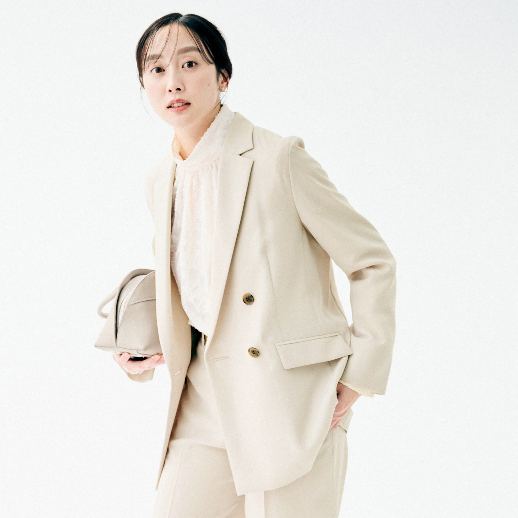 UNTITLED「【接触冷感/UVカット/洗える】エアリー ダブルブレストジャケット」|テーラードジャケット|