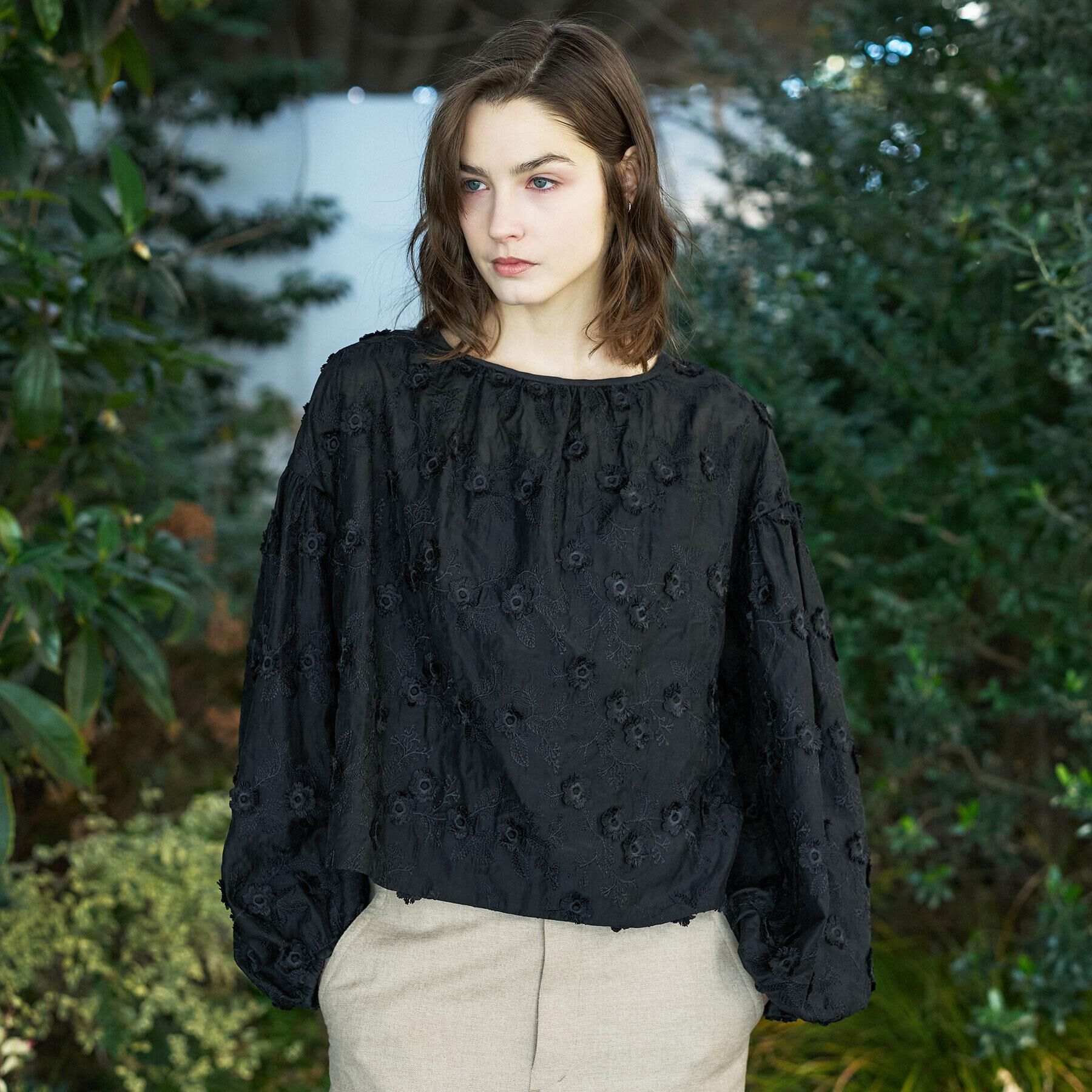 DRESSTERIOR「シアーエンブロイダリーブラウス」|シャツ・ブラウス|