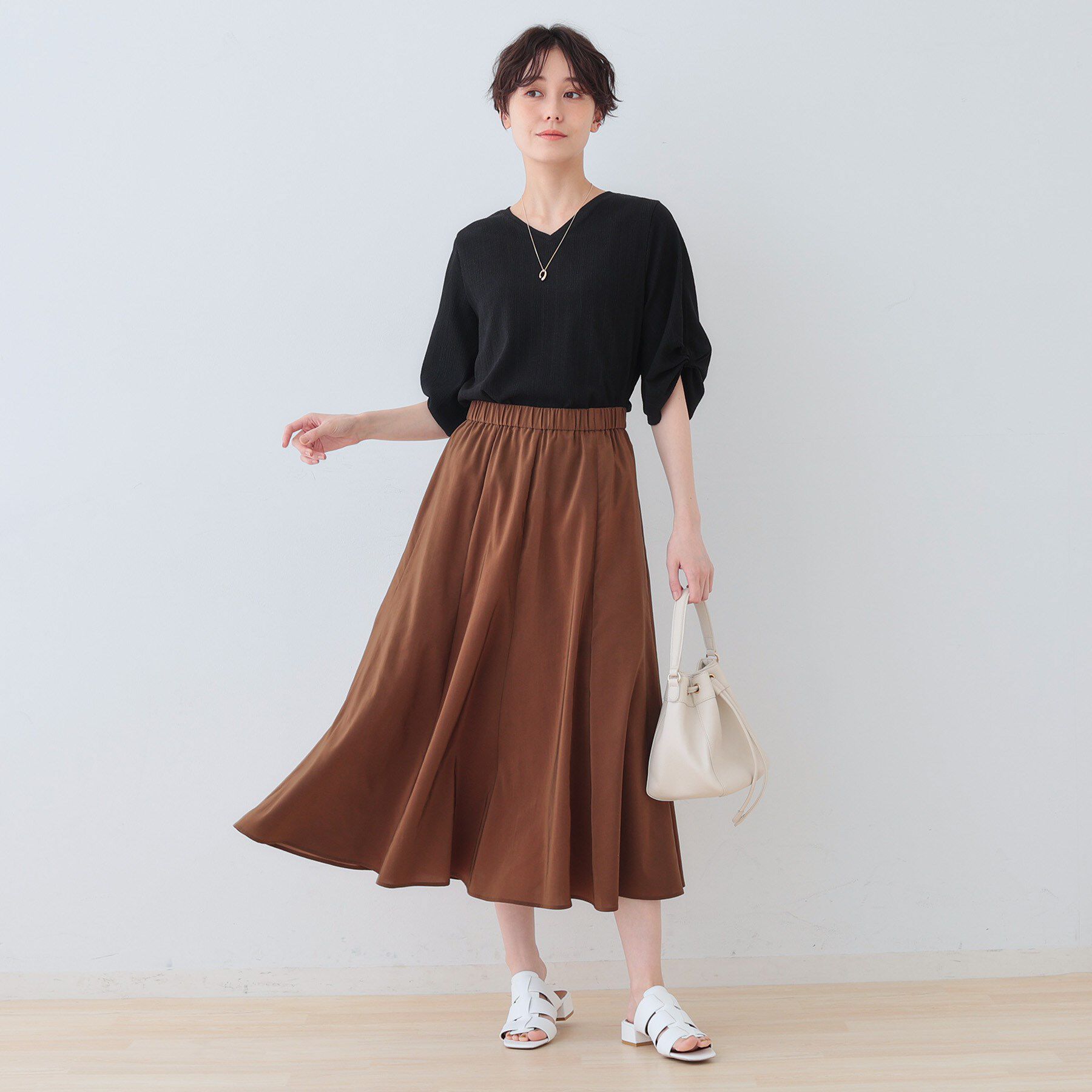 INDIVI「【洗える】タックデザインスリーブ ジャージトップス」|Tシャツ・カットソー|