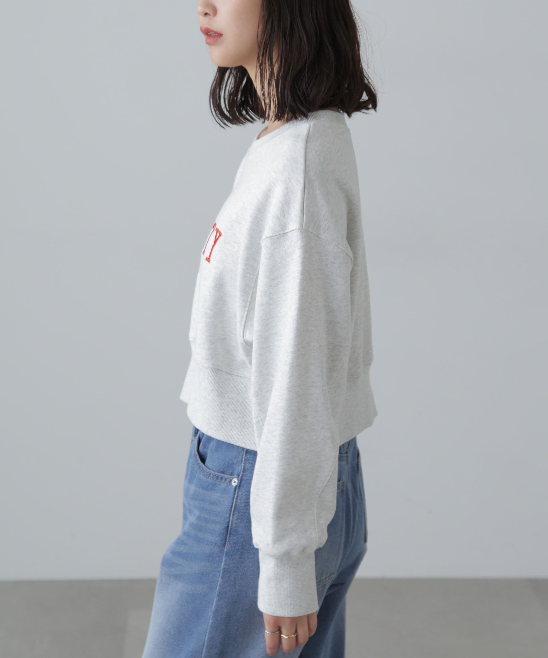  「カレッジロゴショート丈スウェット」|Tシャツ・カットソー|