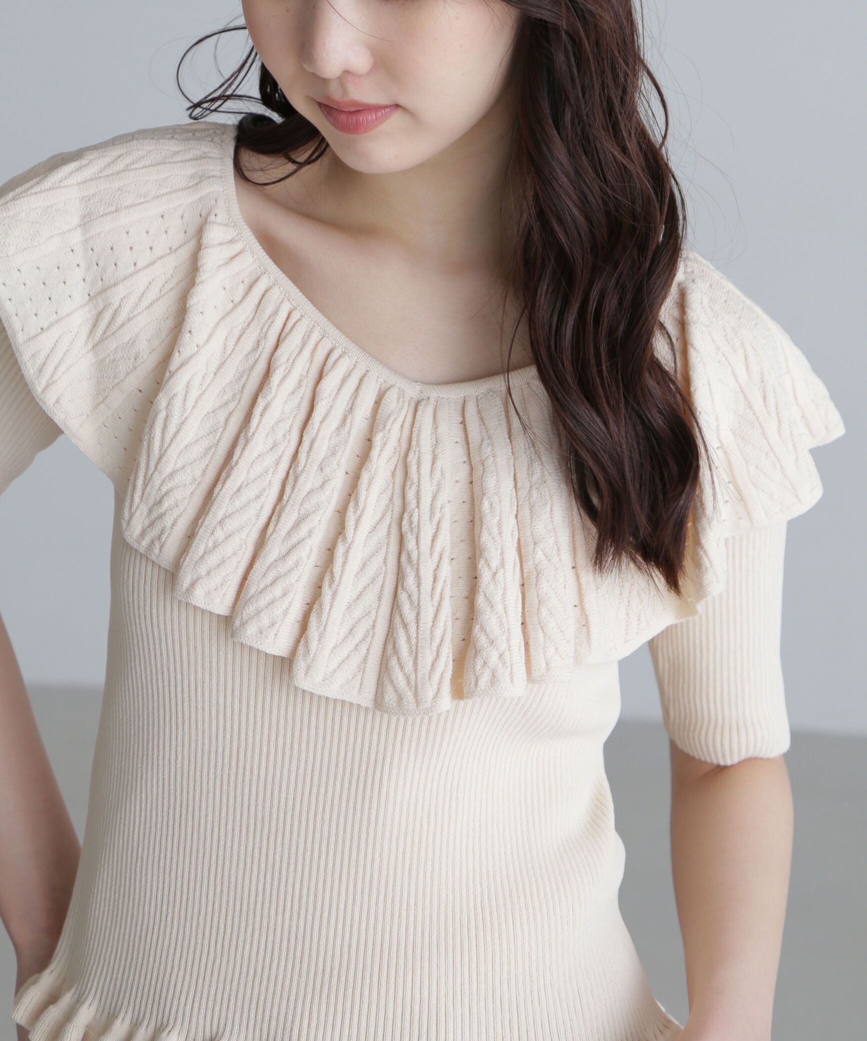  「ラッフル襟ニット」|ニット・セーター|