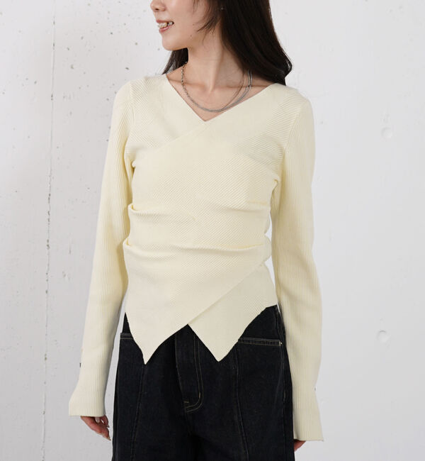 archives「【オン／オフ使える！】ラインフィットクロスニットプルオーバー」|ニット・セーター|