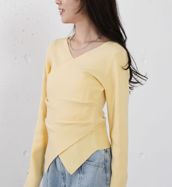 archives「【オン／オフ使える！】ラインフィットクロスニットプルオーバー」|ニット・セーター|