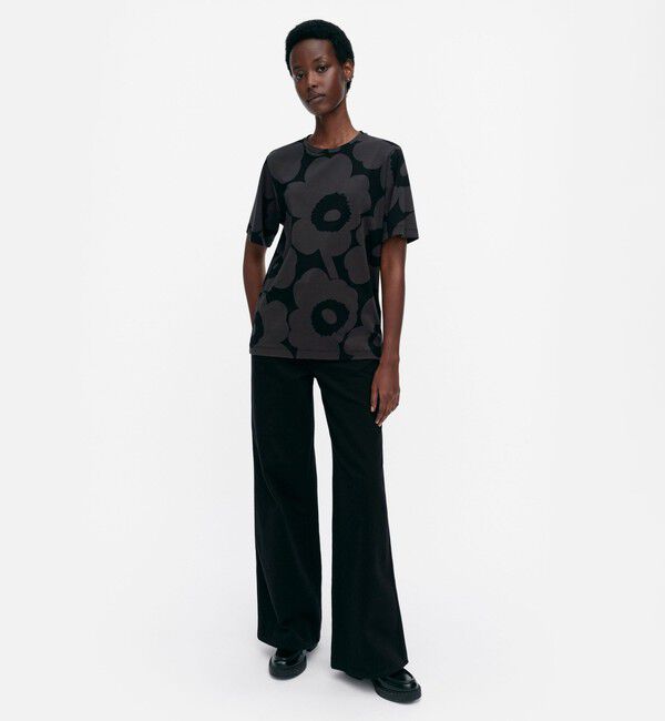 Marimekko「Tunnit Unikko Tシャツ」|シャツ・ブラウス|ﾌﾞﾗｯｸ&times;ﾀﾞｰｸｸﾞﾚｰ