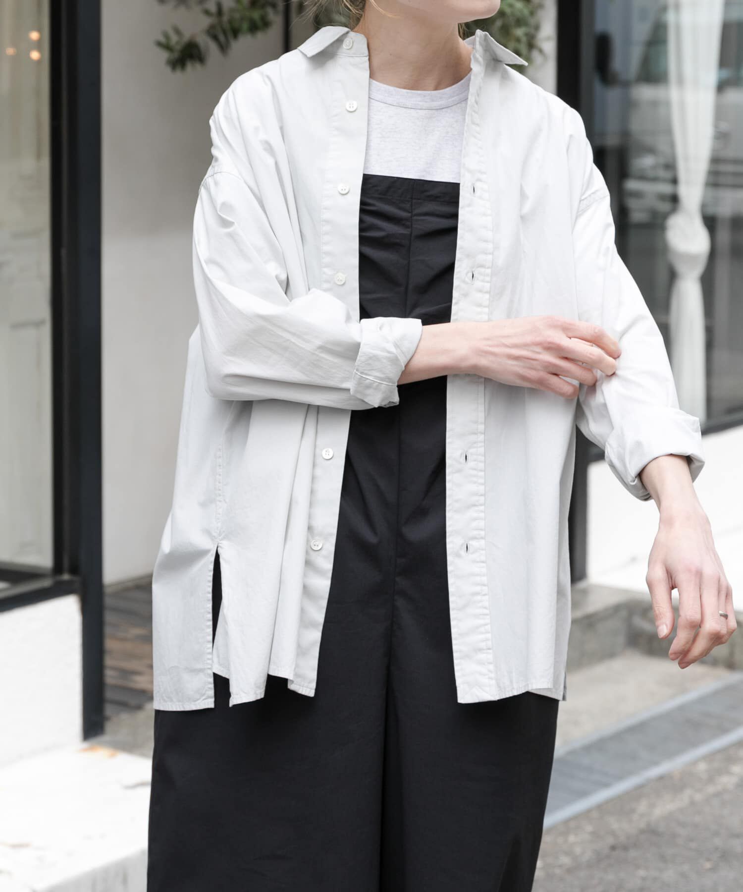 URBAN RESEARCH DOORS「FORK&SPOON　ガーメントダイロングスリーブシャツ」|シャツ・ブラウス|ライトグレー