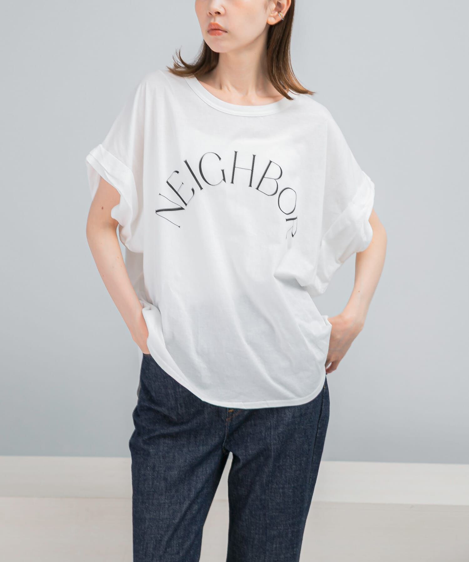 URBAN RESEARCH ROSSO「CHIGNON　アーチロゴフレンチ」|Tシャツ・カットソー|ホワイト