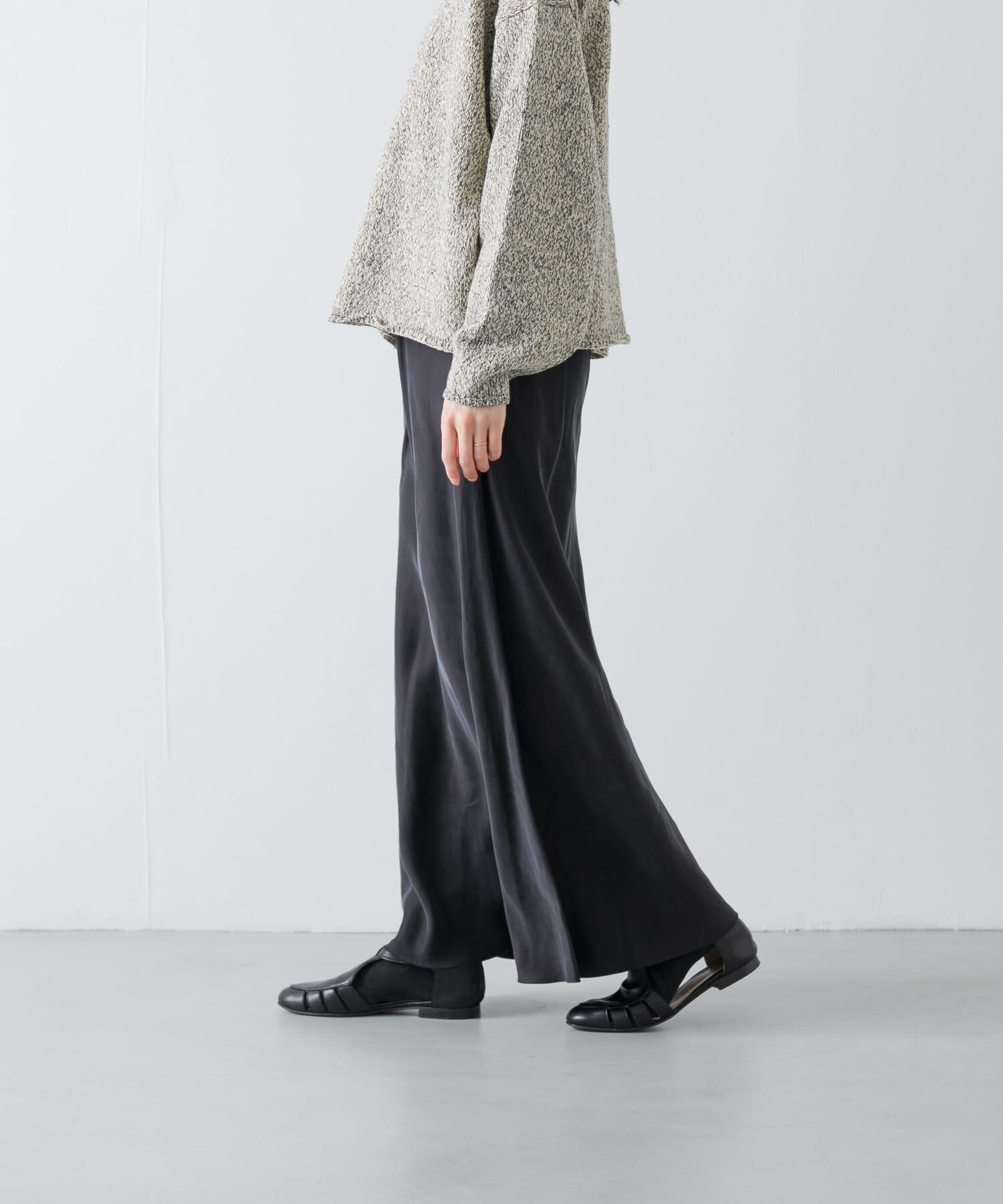 かぐれ「『2サイズ展開』キュプラバイアススカート」|スカート|ブラック