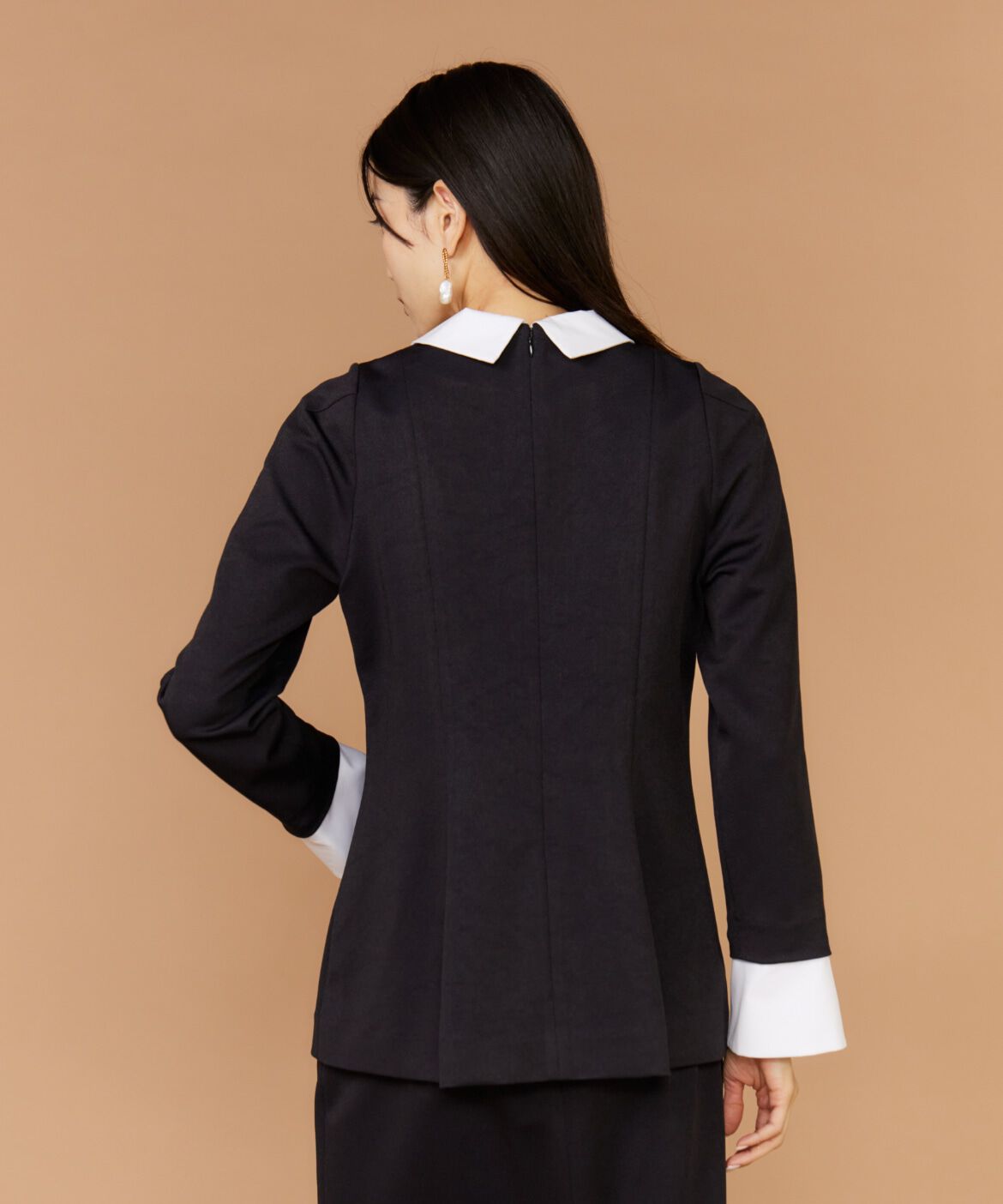 INED「《大きいサイズ》ペプラムトップス」|シャツ・ブラウス|