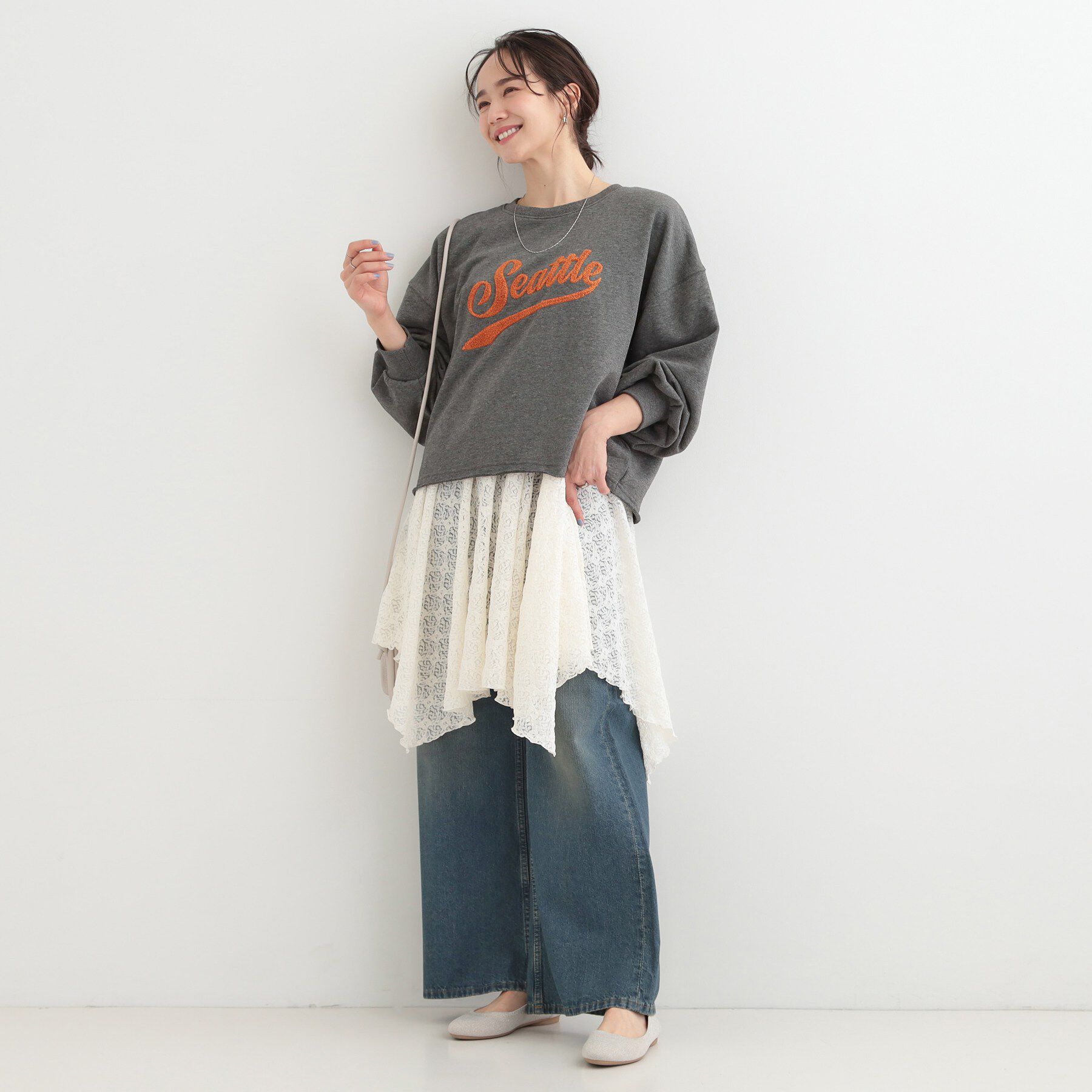 SHOO･LA･RUE「【洗濯機可/S-LL】コーデの主役になる ロゴアソート 裏毛スウェット」|パーカー|