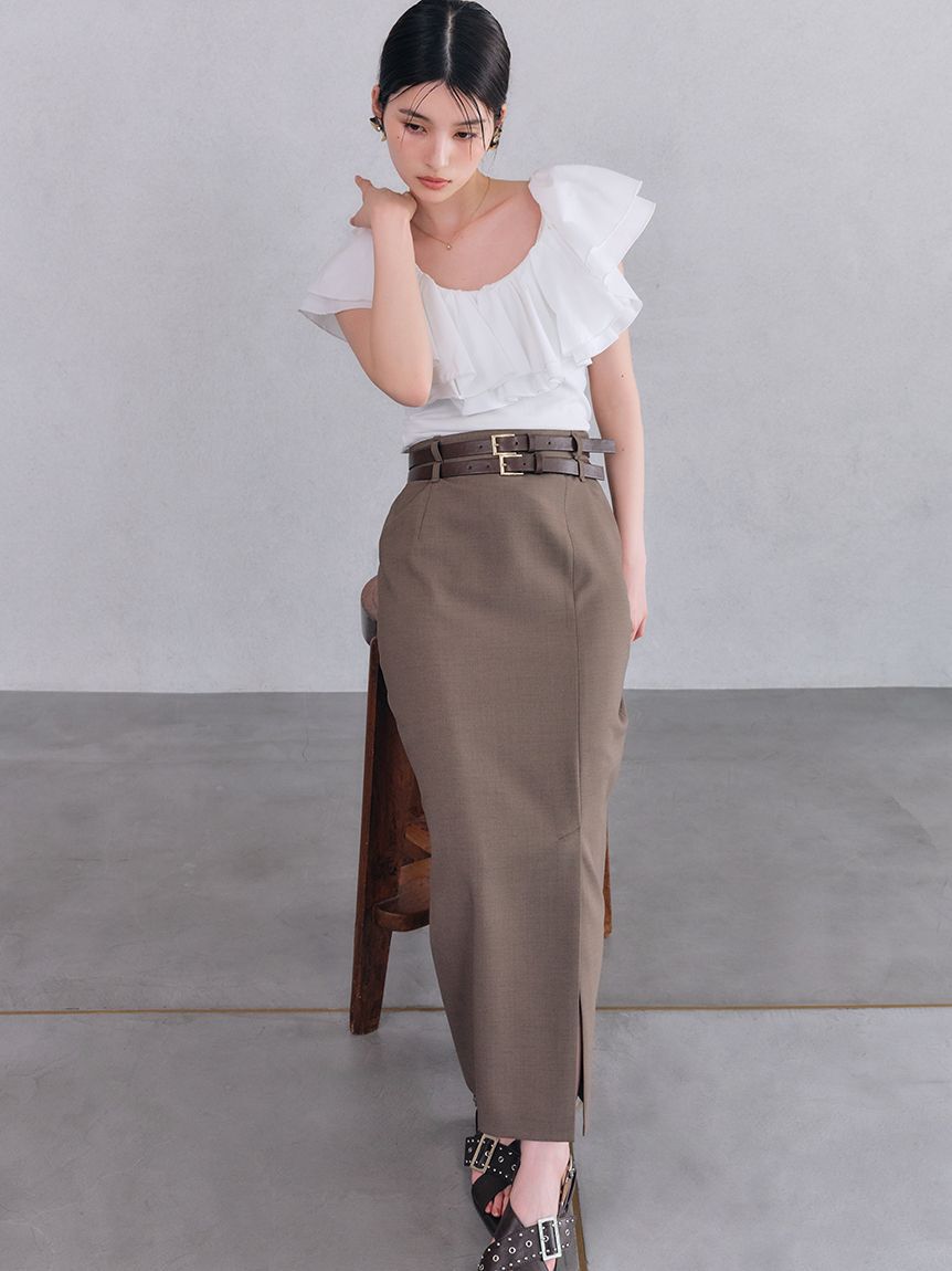 LILY BROWN「デコルテフリルカットトップス」|Tシャツ・カットソー|