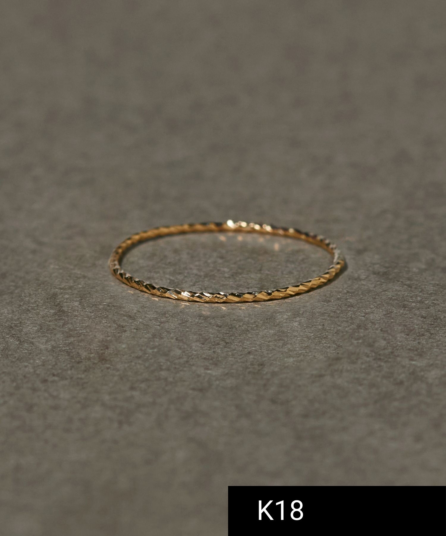 JUPITER「【シリーズ累計販売 1500点突破！】【K18】ベーシックスリムピンキーリング/金属アレルギー対応」|リング|ゴールド