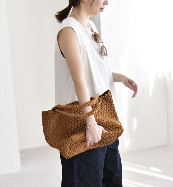 quaranciel「《予約》quaranciel:〈接触冷感/汗染み防止加工/洗濯機可能〉クルー ノースリーブ TEE」|Tシャツ・カットソー|