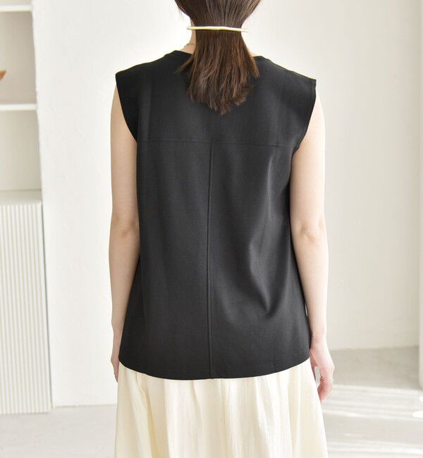 quaranciel「《予約》quaranciel:〈接触冷感/汗染み防止加工/洗濯機可能〉クルー ノースリーブ TEE」|Tシャツ・カットソー|