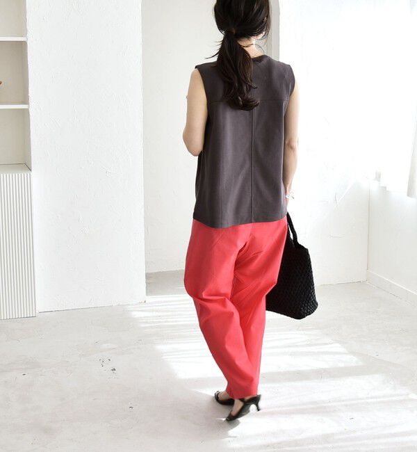 quaranciel「《予約》quaranciel:〈接触冷感/汗染み防止加工/洗濯機可能〉クルー ノースリーブ TEE」|Tシャツ・カットソー|