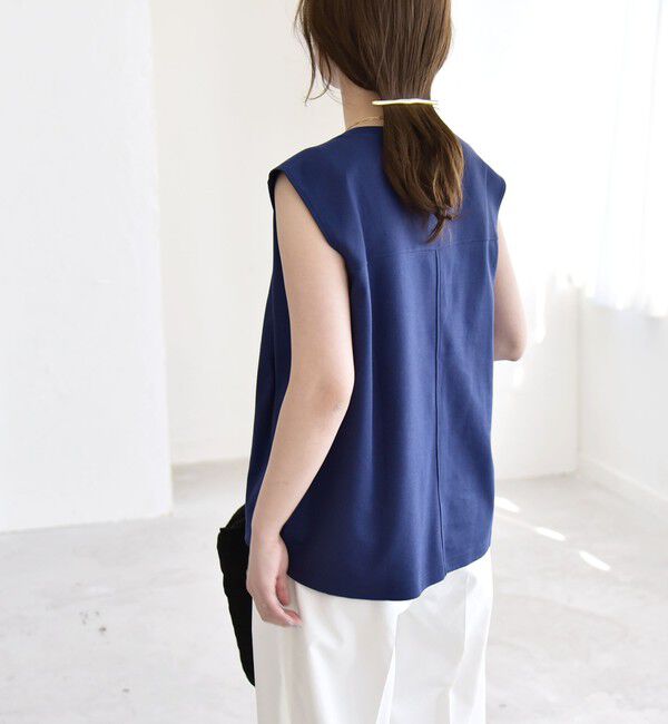 quaranciel「《予約》quaranciel:〈接触冷感/汗染み防止加工/洗濯機可能〉クルー ノースリーブ TEE」|Tシャツ・カットソー|