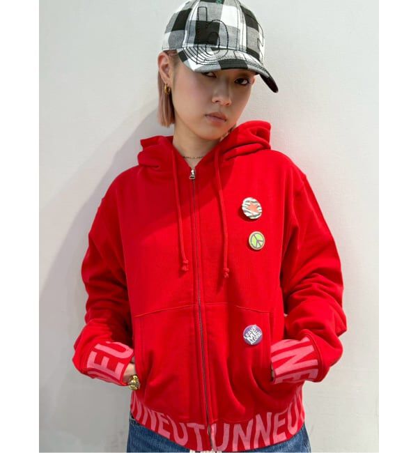 Oriens JOURNAL STANDARD「フーディーwith バッジ」|パーカー|