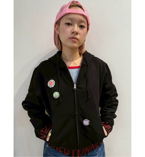 Oriens JOURNAL STANDARD「フーディーwith バッジ」|パーカー|