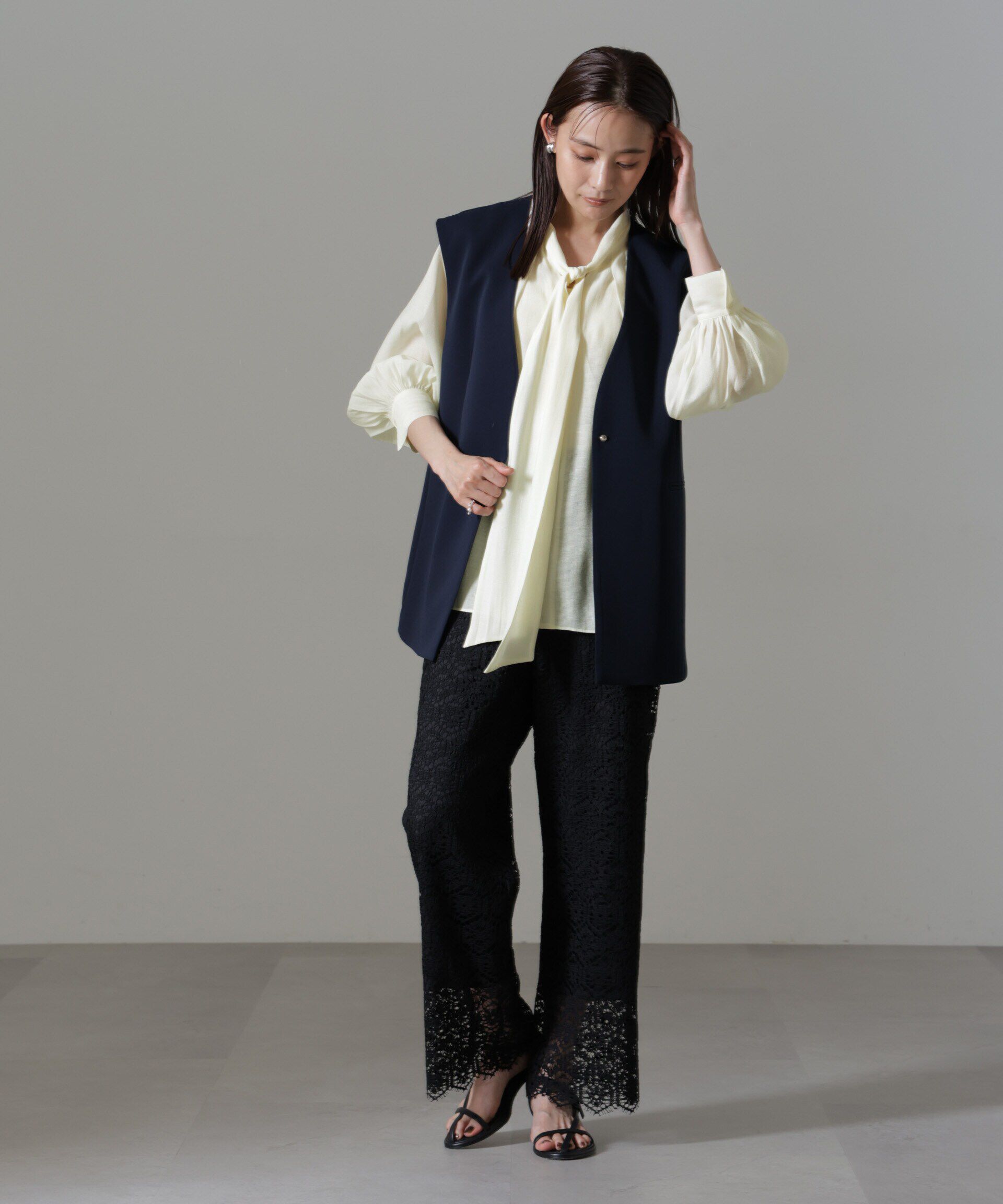 nano･universe「リンクルドビーリボンタイブラウス」|シャツ・ブラウス|