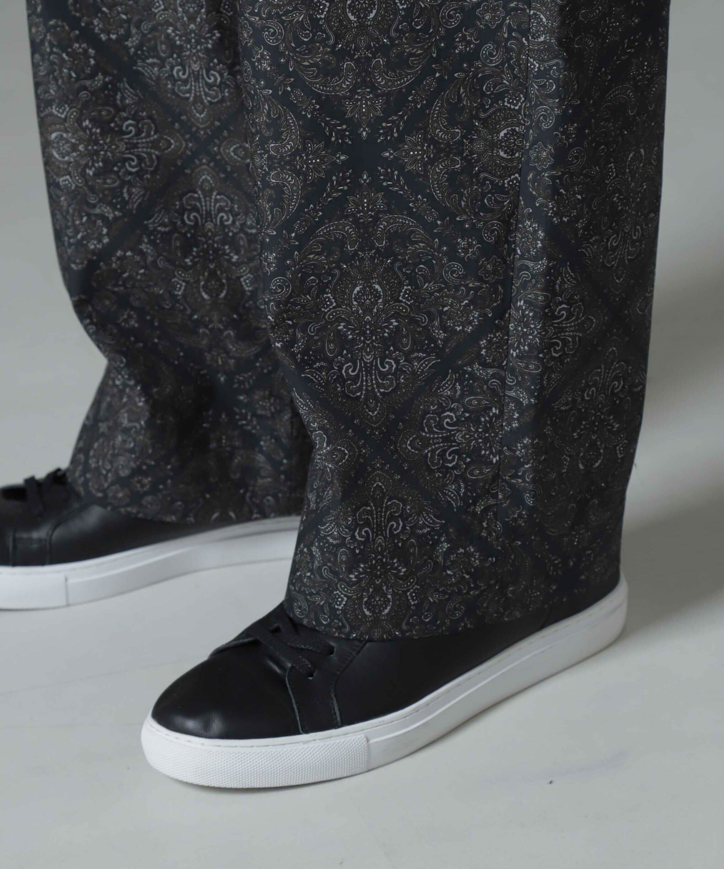 nano･universe「オリジナルパターンイージーパンツ」|チノ|