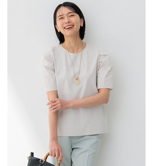 23区「【洗える】スムースデザイン タックディテール カットソー」|Tシャツ・カットソー|ベージュ系