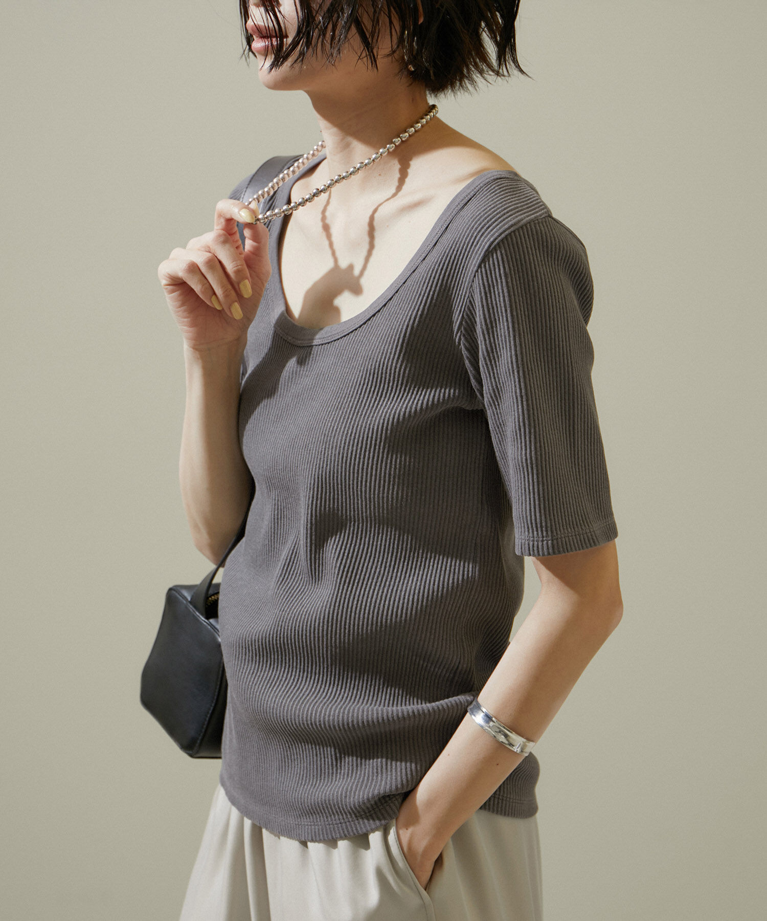 SALON adam et rope'「ヴィンテージライク2WAYリブTシャツ【セットアップ対応・洗える】」|Tシャツ・カットソー|