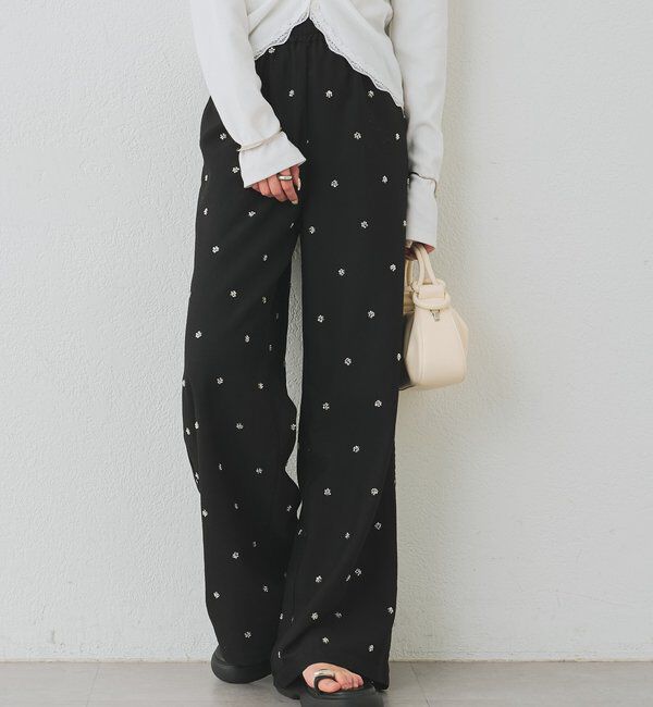  「ビージーフラワースラックス」|チノ|