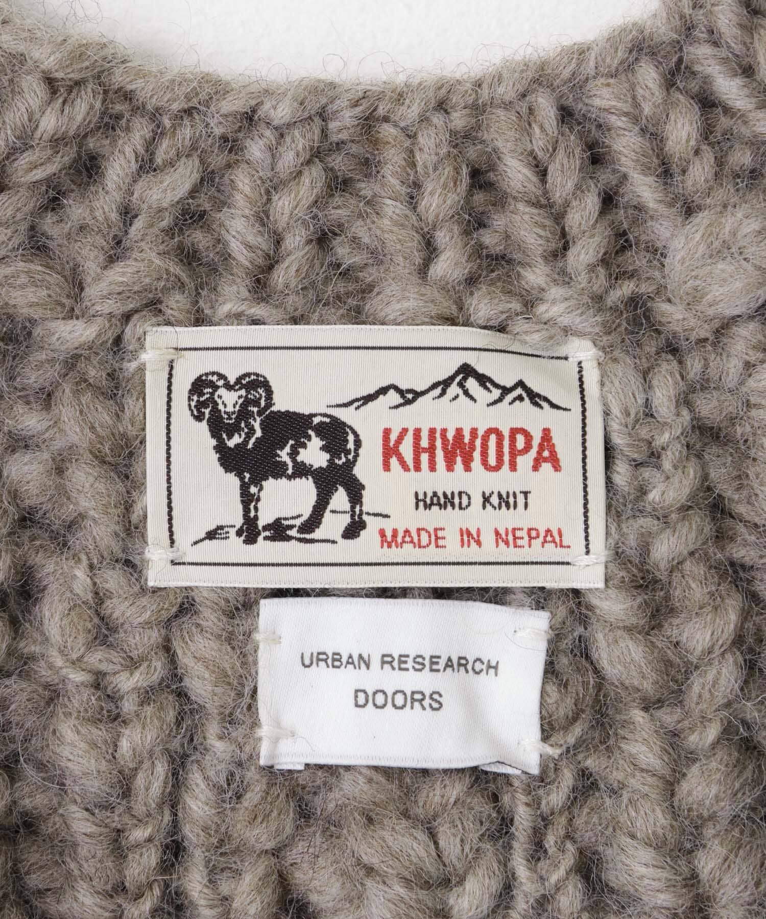 URBAN RESEARCH DOORS「『別注』KHWOPA SPIRIT&times;DOORS　スラブカーディガン」|カーディガン|