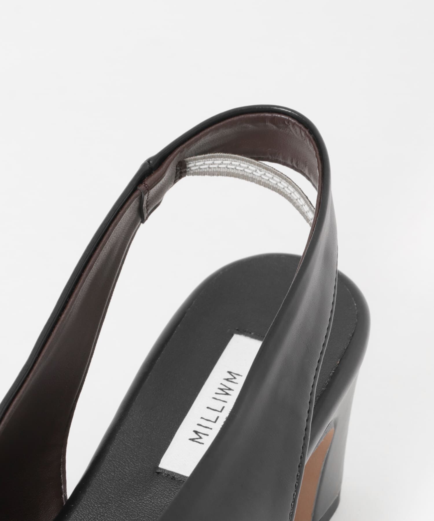 URBAN RESEARCH「『別注』『MADE IN JAPAN』 MILLIWM&times;URBAN RESEARCH　ヒールパンプス」|パンプス|