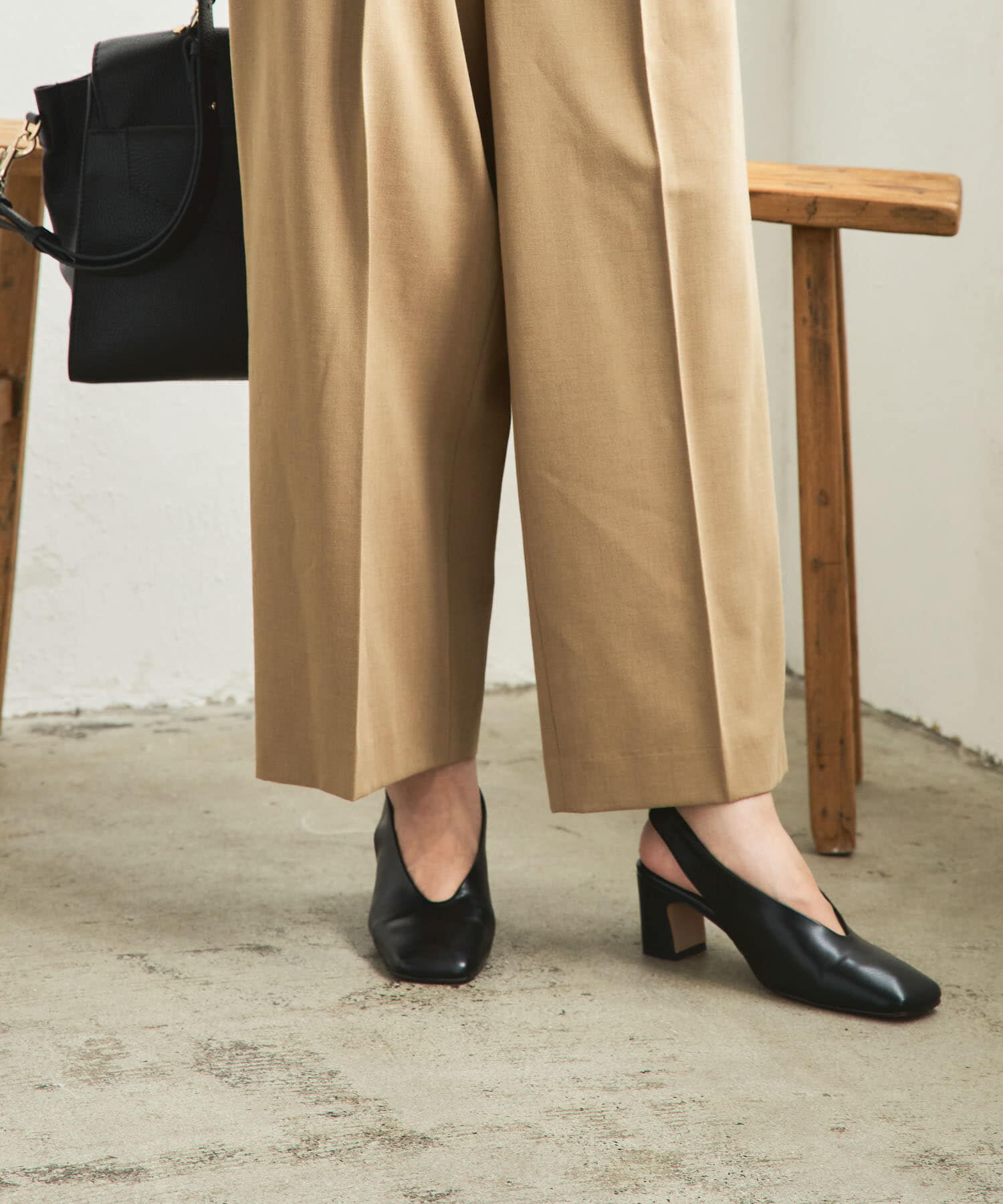 URBAN RESEARCH「『別注』『MADE IN JAPAN』 MILLIWM&times;URBAN RESEARCH　ヒールパンプス」|パンプス|