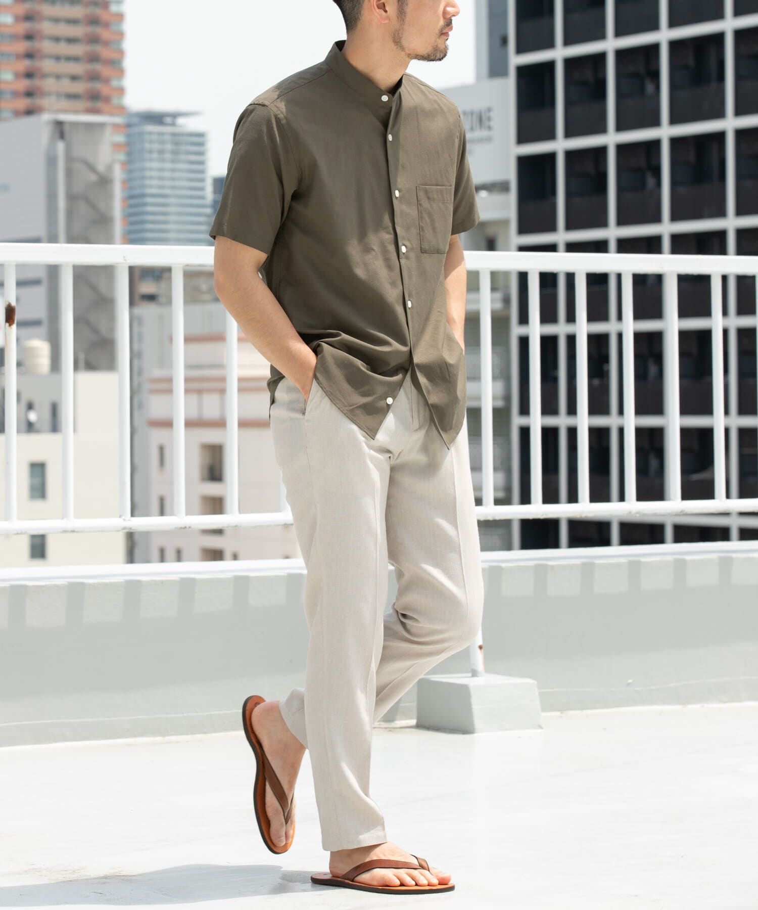 URBAN RESEARCH ROSSO「『防シワ』『XLサイズあり』ハイパフォーマンスリネンバンド半袖シャツ」|シャツ・ブラウス|