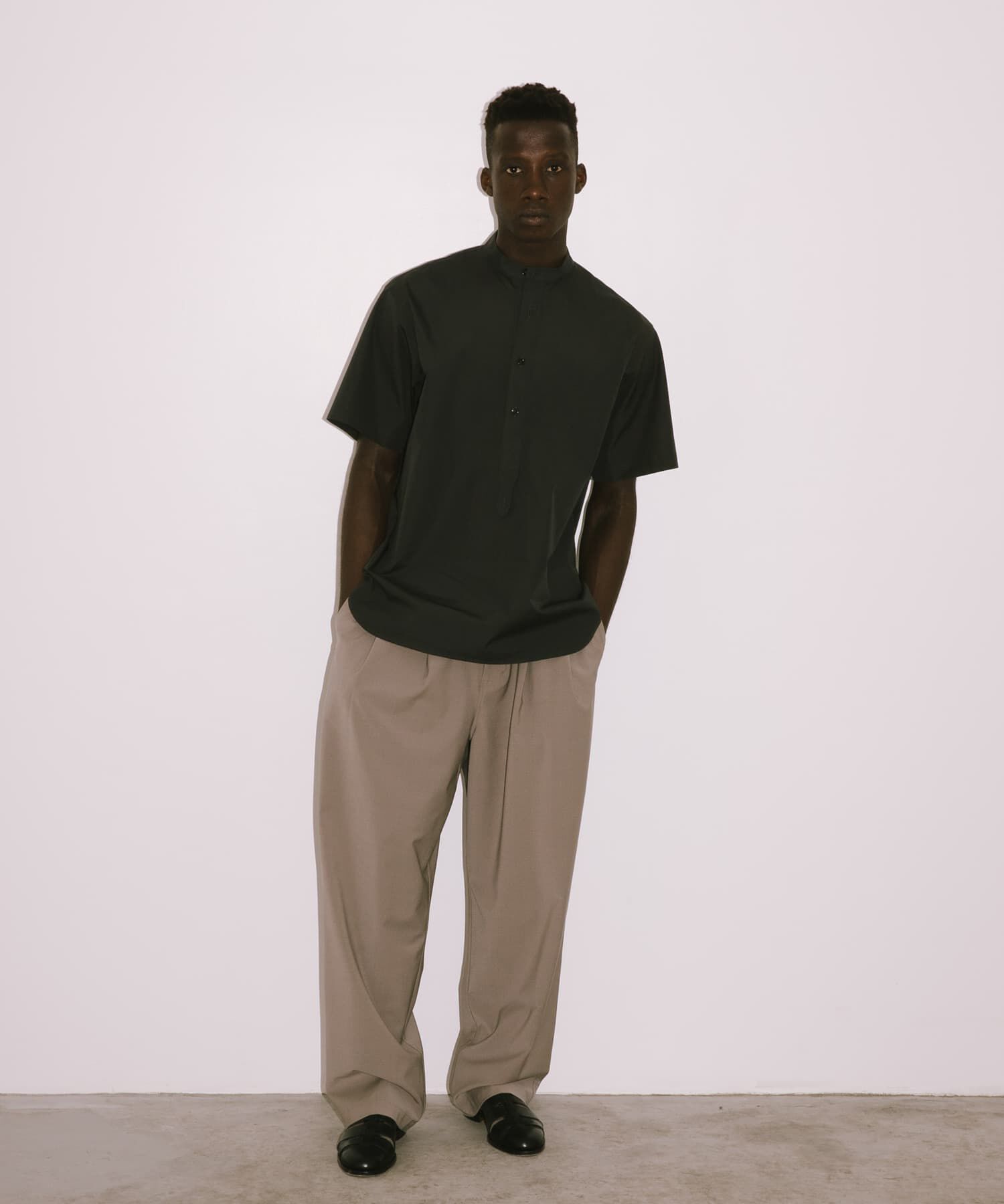 URBAN RESEARCH「new basic　THOMAS MASON BAND PULLOVER SHIRTS」|シャツ・ブラウス|