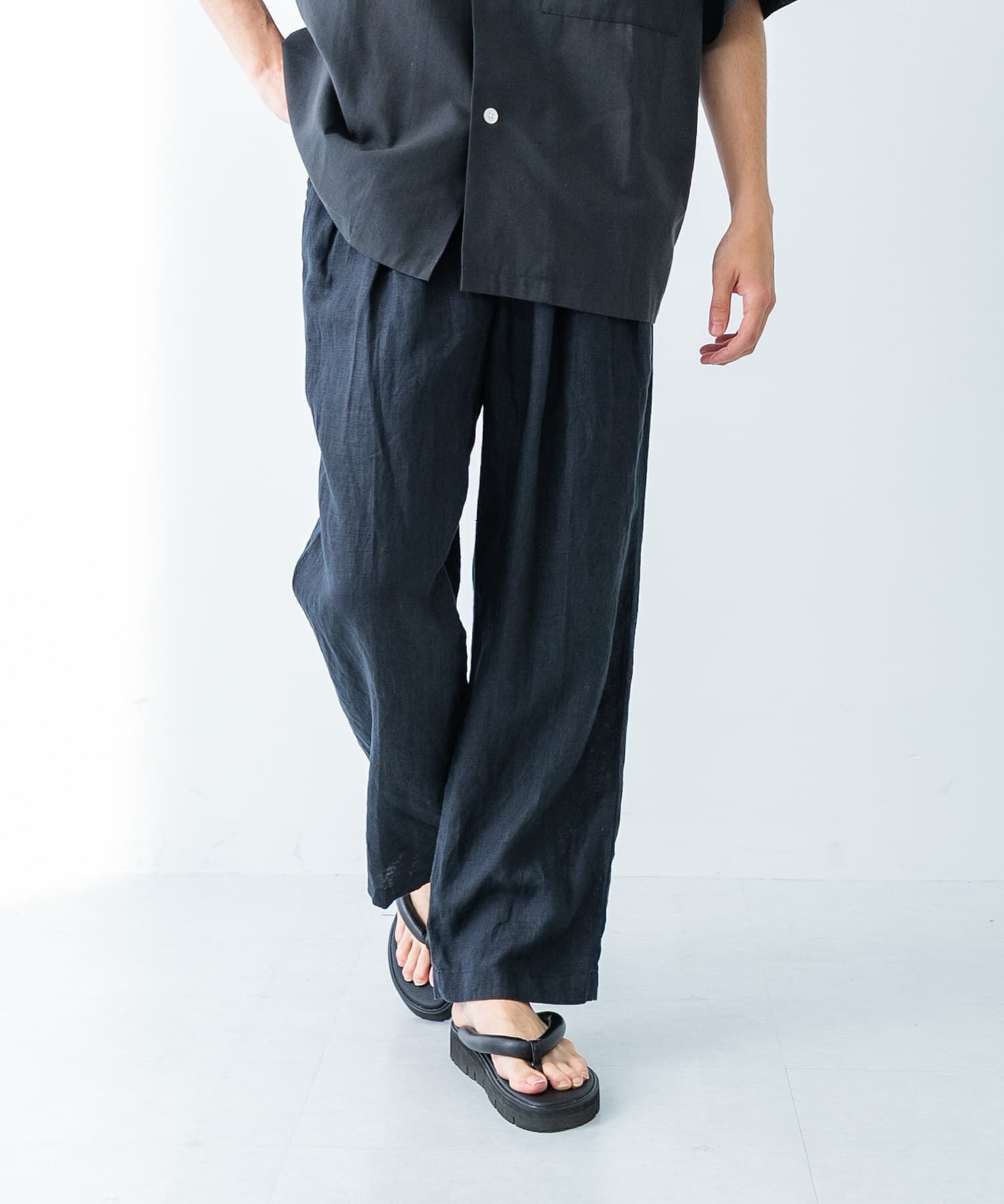 URBAN RESEARCH「LINEN TUCK PANTS」|その他|ネイビー