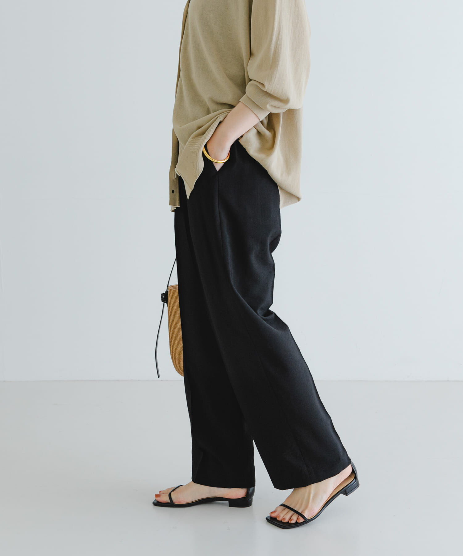 URBAN RESEARCH「『3サイズ展開』ポプリンイージーテーパードパンツ」|その他|