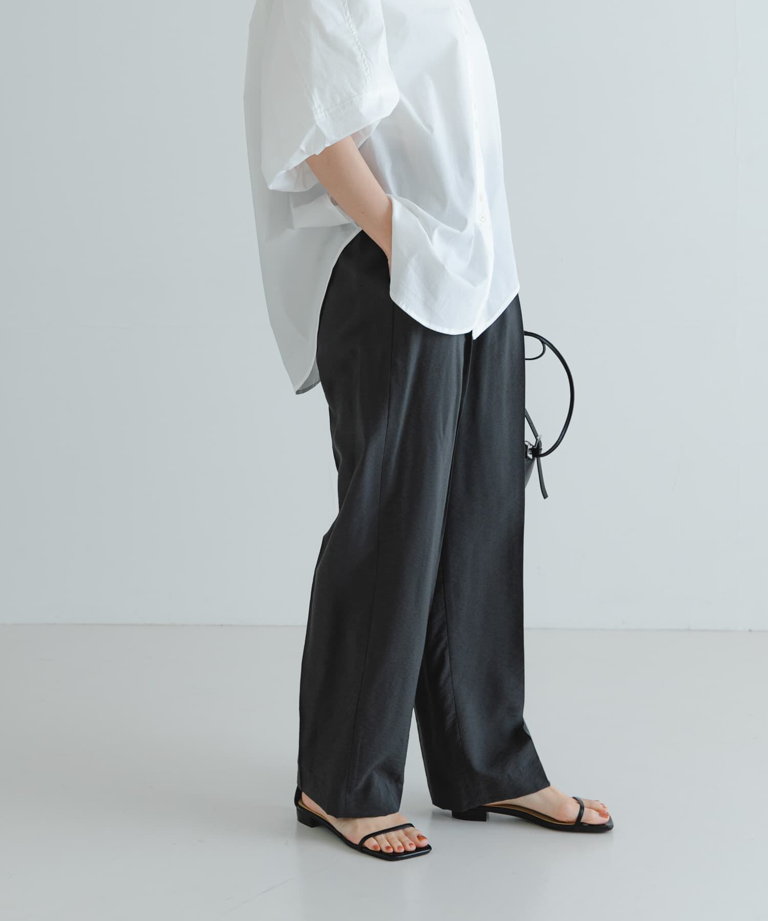 URBAN RESEARCH「『3サイズ展開』ポプリンイージーテーパードパンツ」|その他|