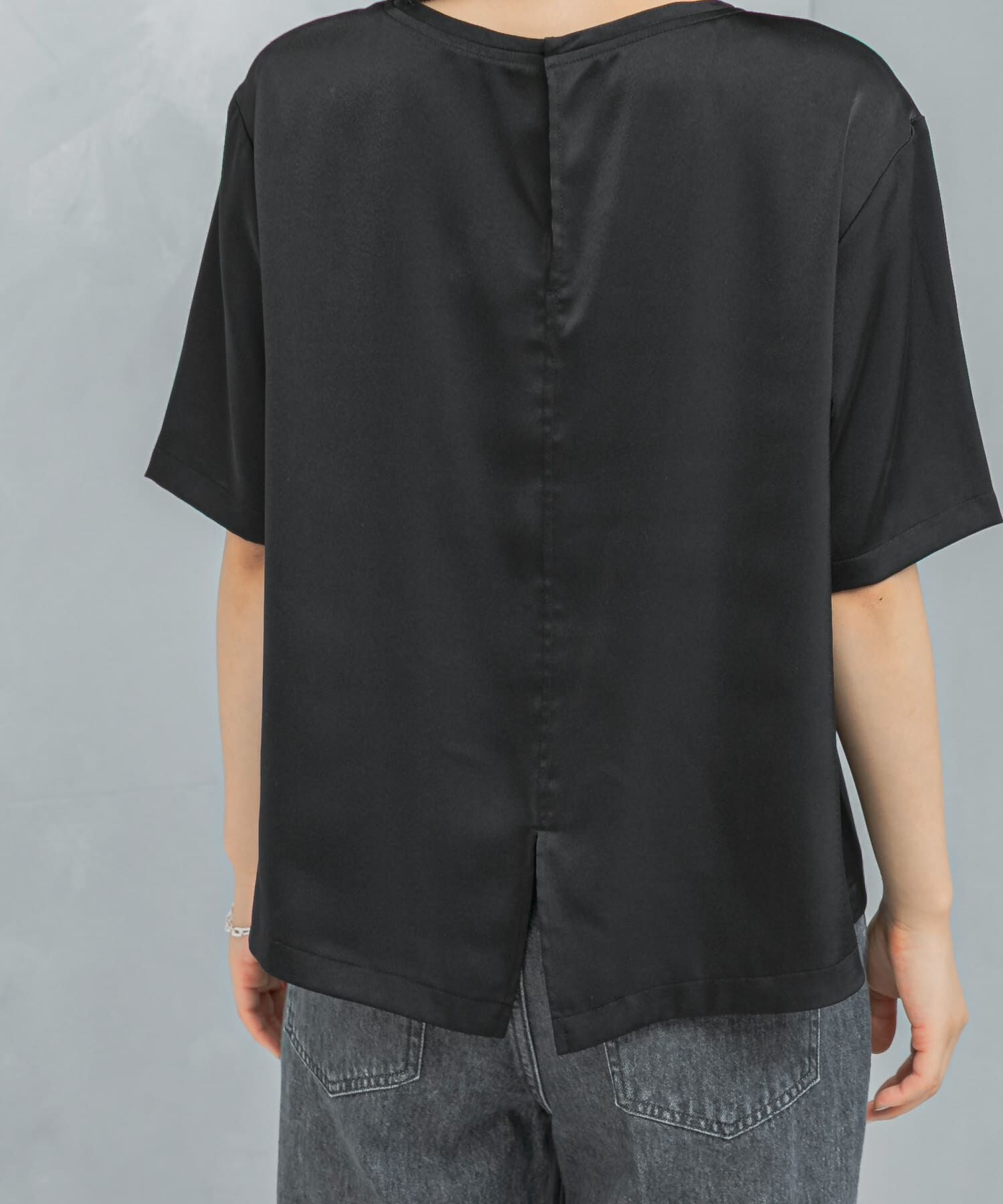 URBAN RESEARCH ROSSO「UVカットサテンブラウス」|Tシャツ・カットソー|