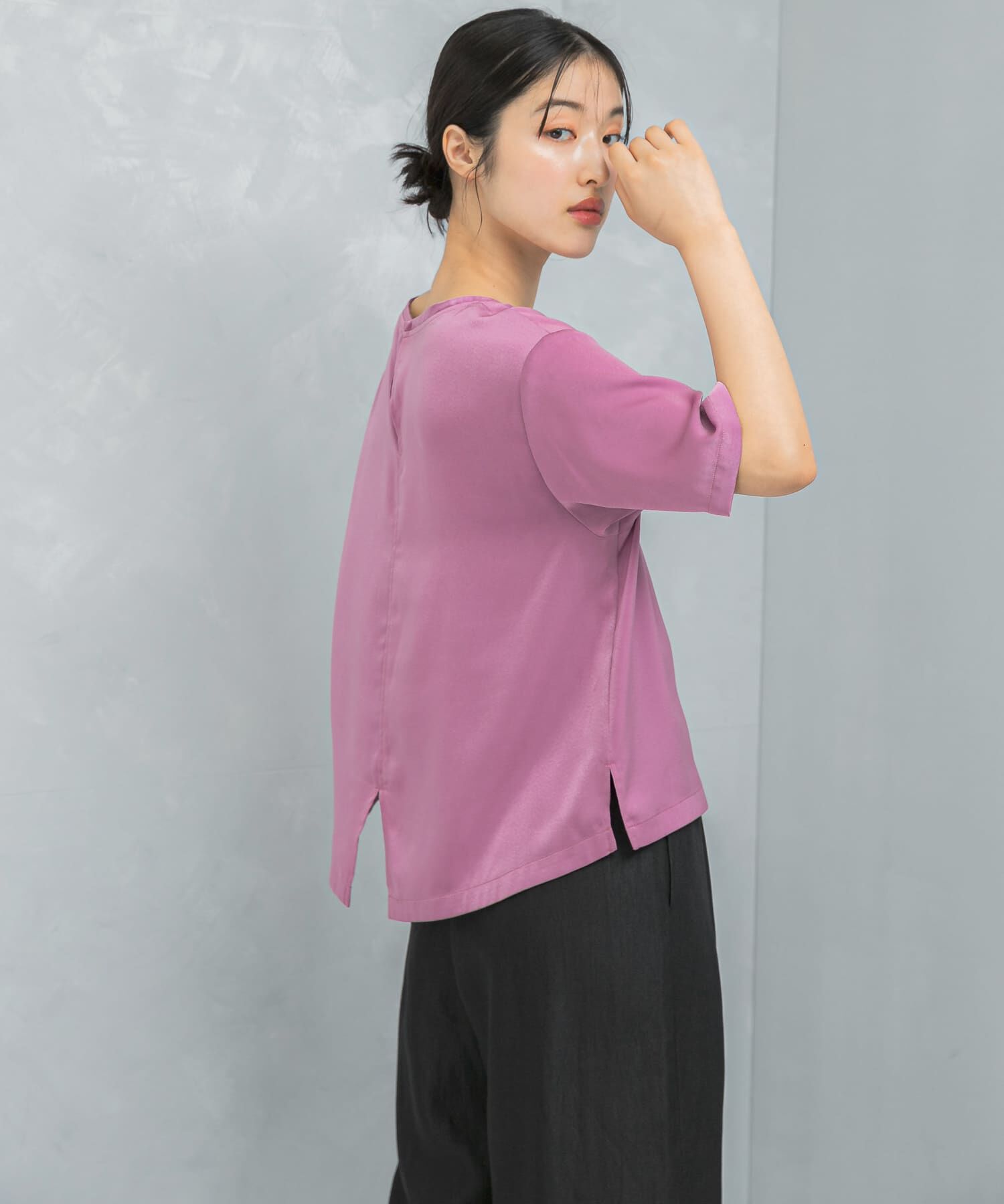 URBAN RESEARCH ROSSO「UVカットサテンブラウス」|Tシャツ・カットソー|