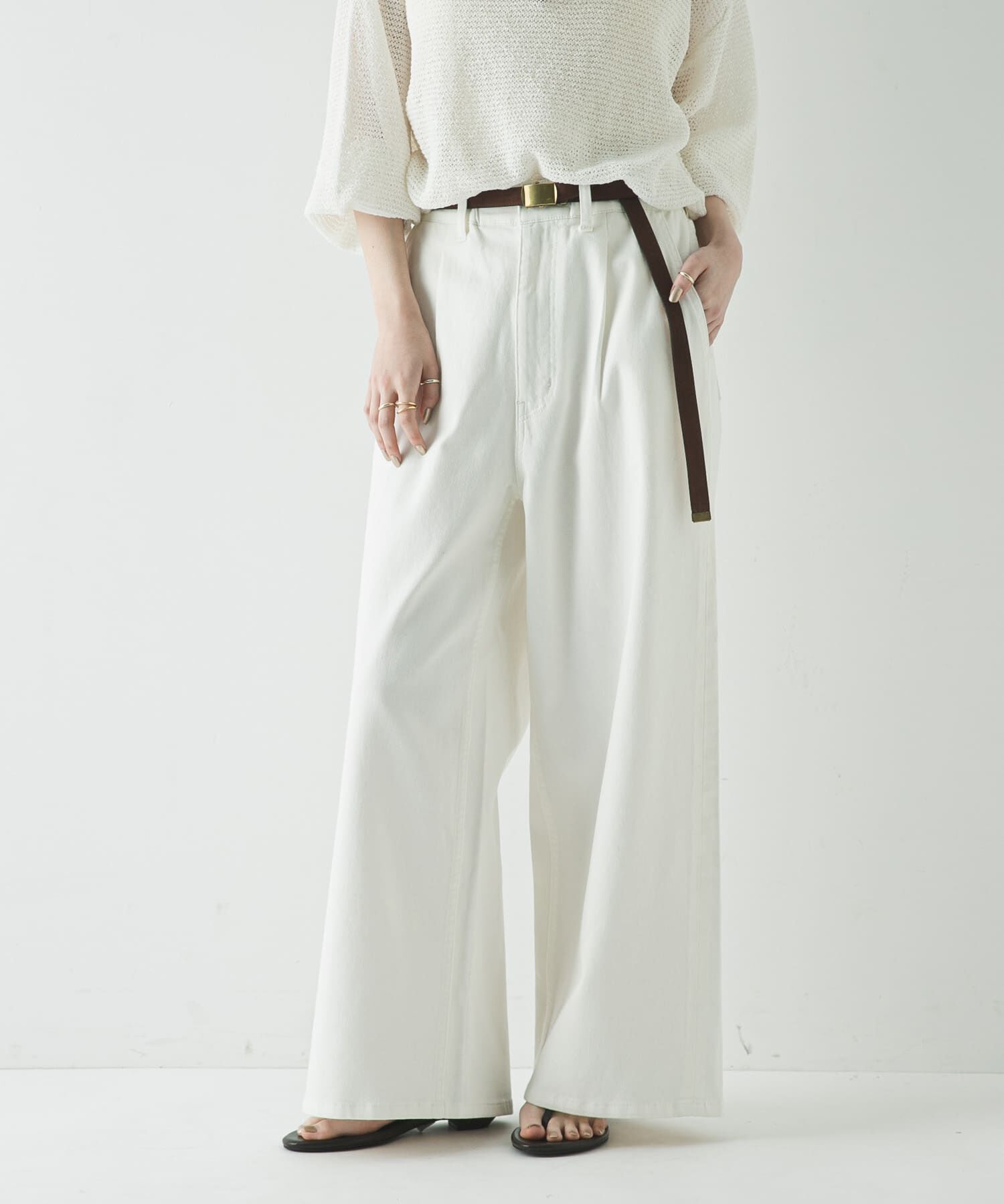 URBAN RESEARCH「『3サイズ展開』綿麻デニムイージーパンツ」|デニム|