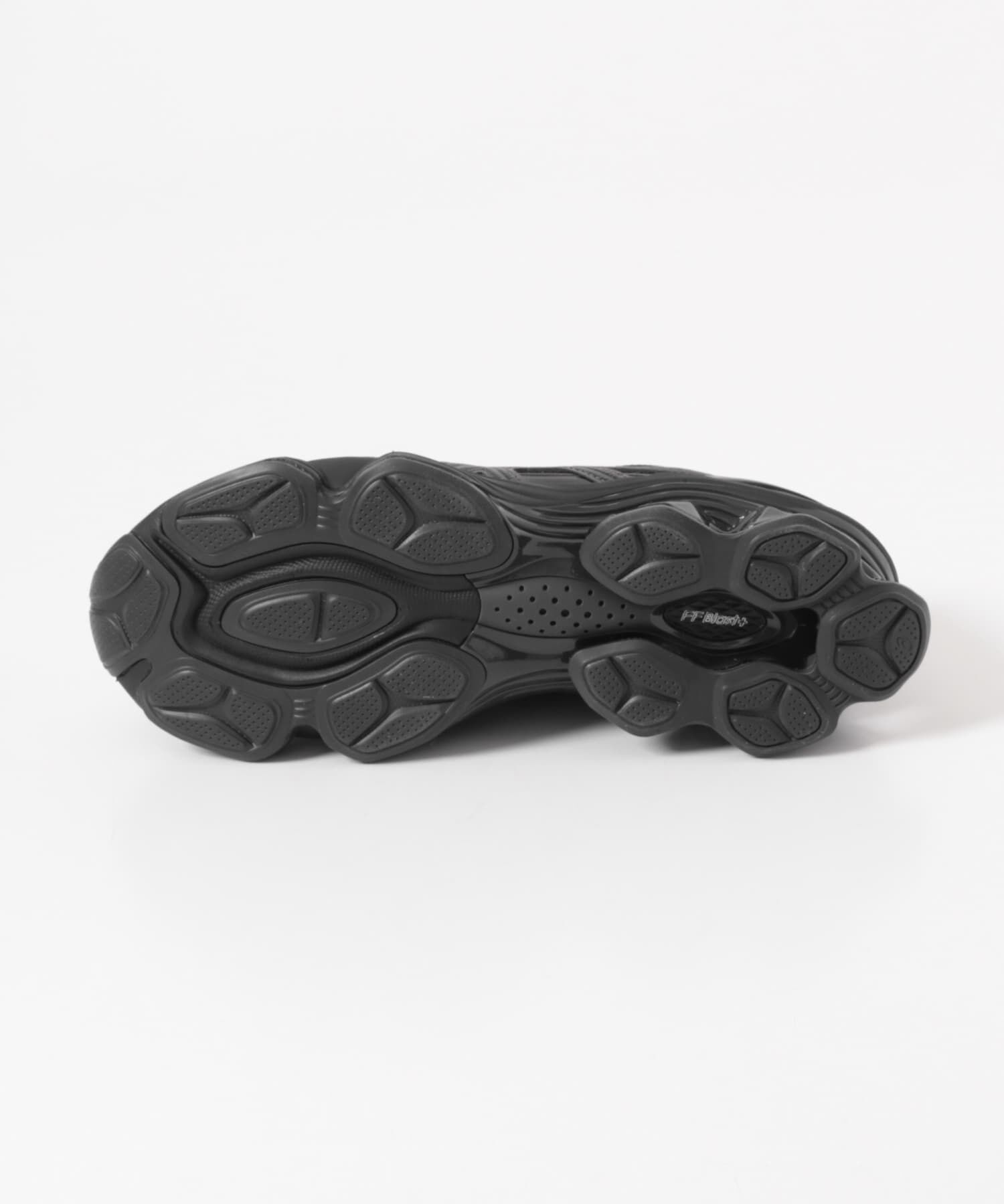 URBAN RESEARCH「ASICS　GEL-KINETIC FLUENT」|スニーカー|