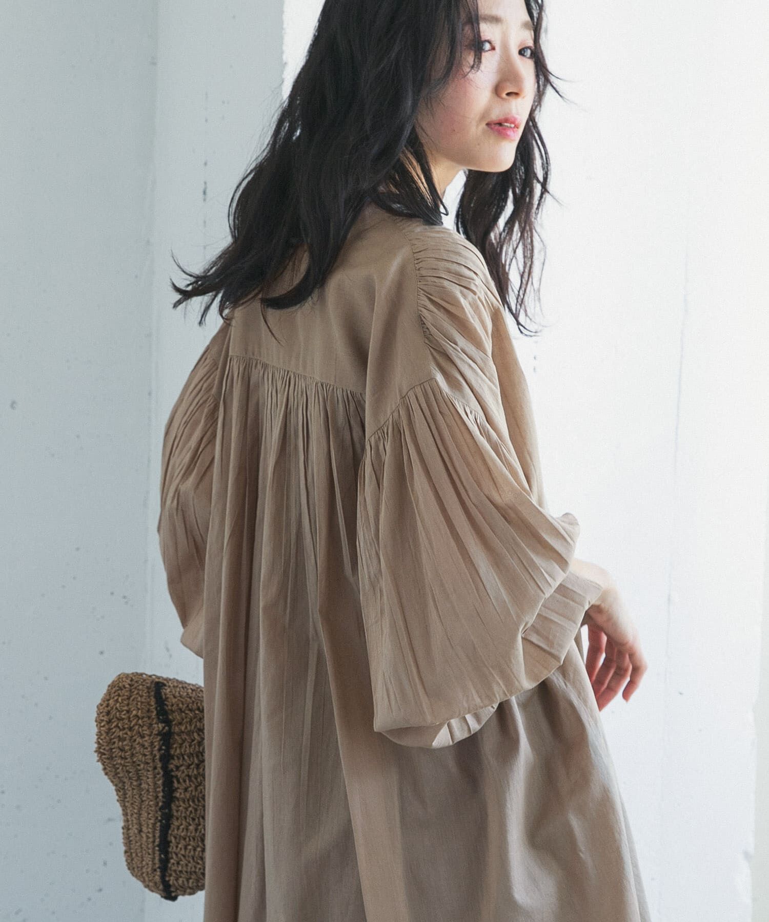 URBAN RESEARCH DOORS「コットンボイルギャザーブラウス」|シャツ・ブラウス|