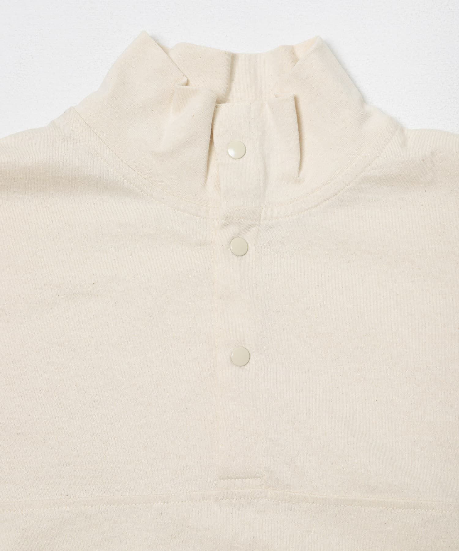 かぐれ「ハーフボタンプルオーバー」|Tシャツ・カットソー|