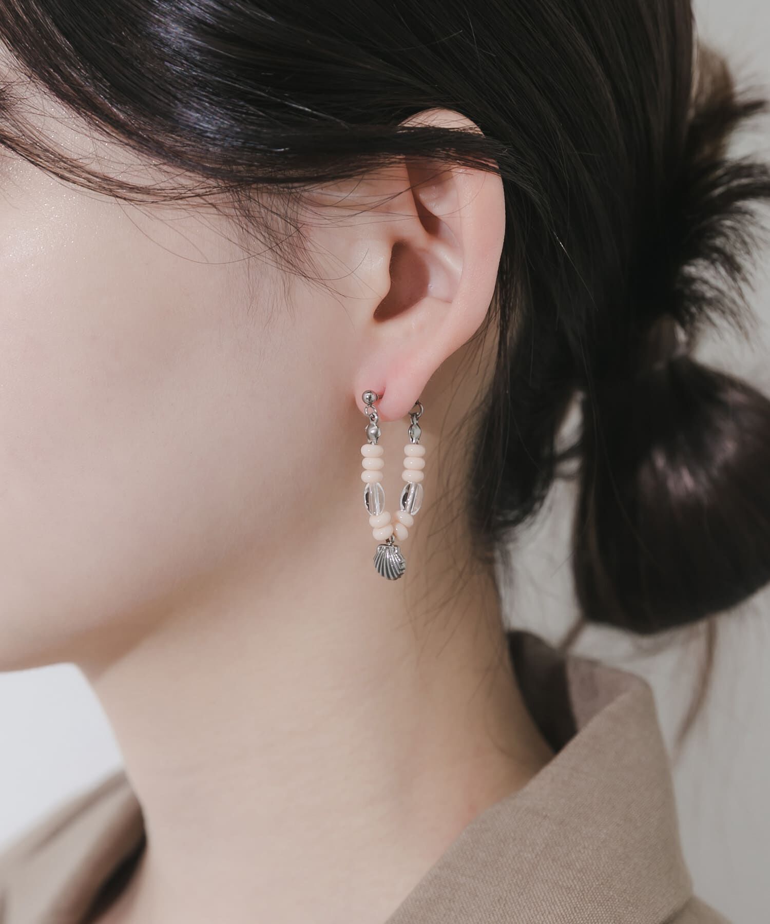 SMELLY「ステンレスシェルモチーフビーズピアス」|ピアス|
