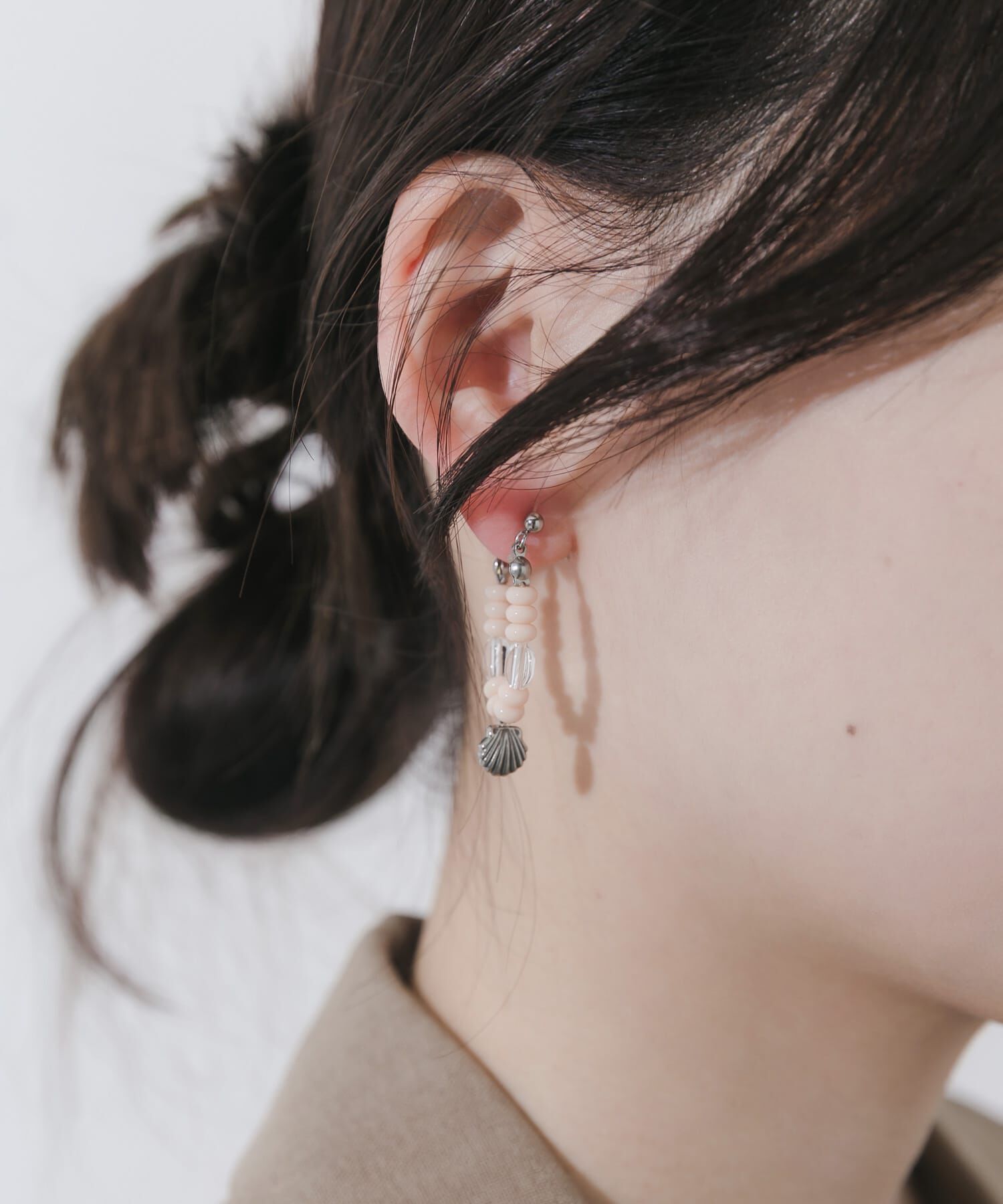 SMELLY「ステンレスシェルモチーフビーズピアス」|ピアス|