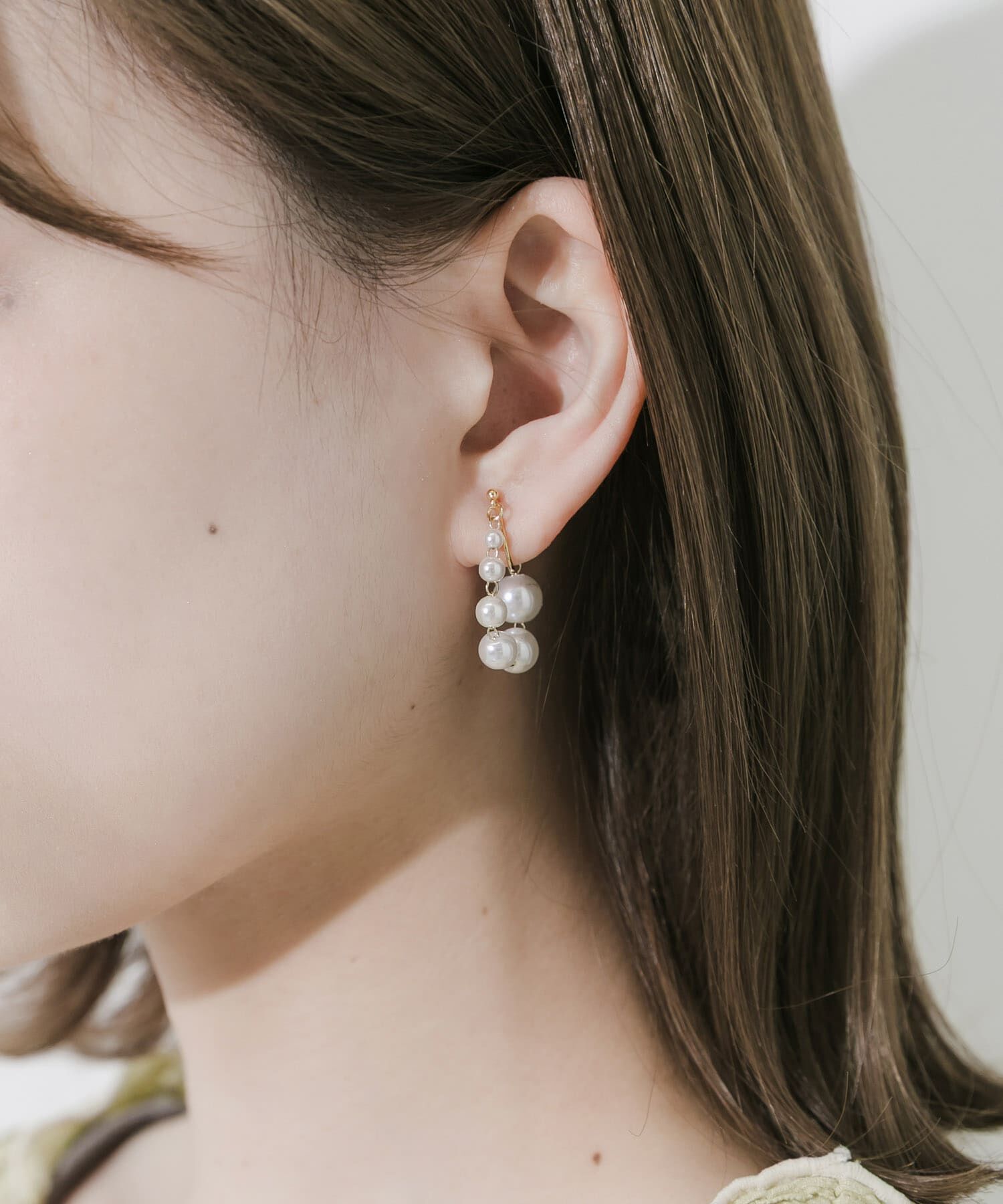 SMELLY「グラデーションパールオメガイヤリング」|イヤリング|